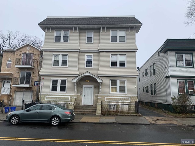 25-27 Bragaw Avenue