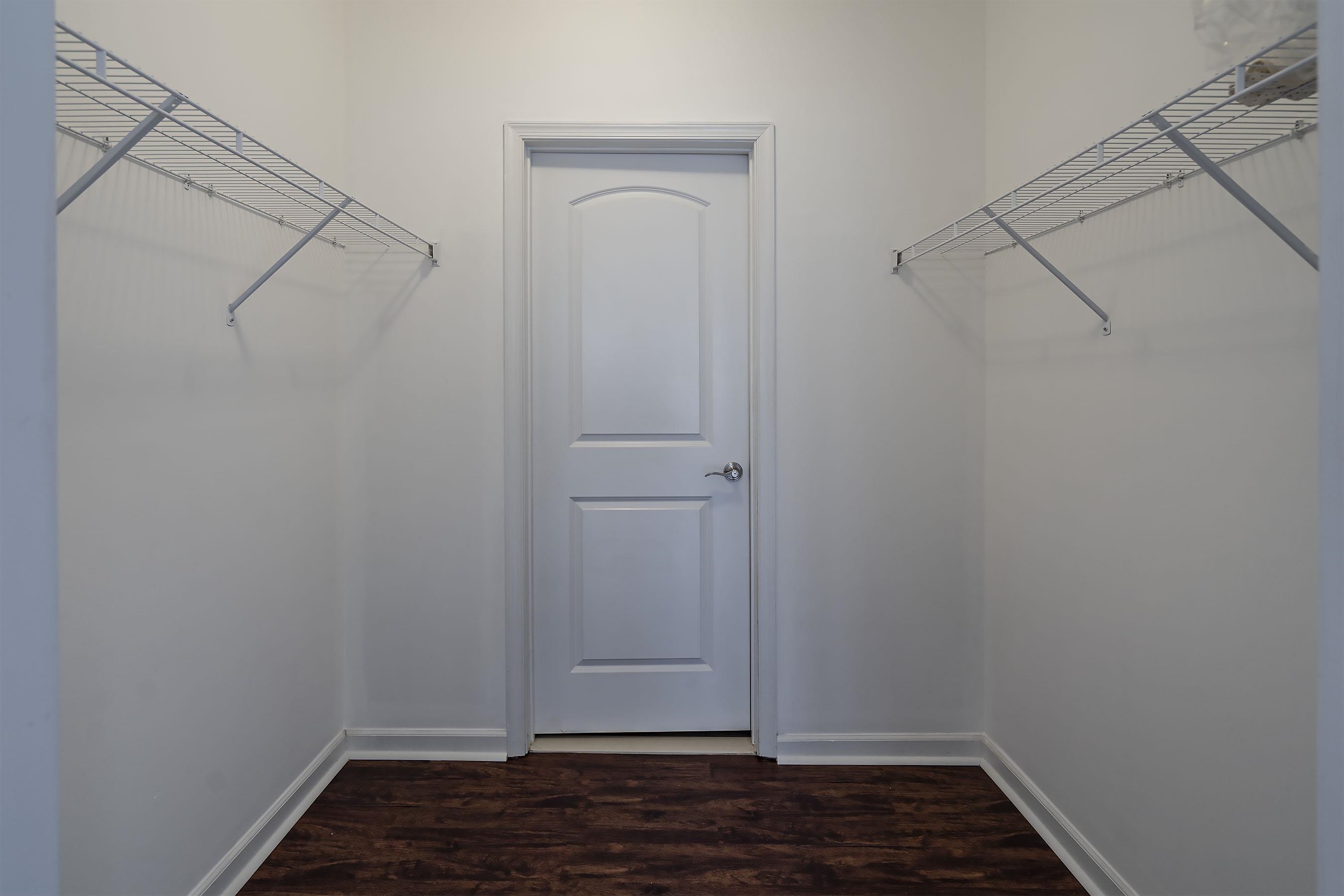 5808 WASHINGTON ST Unit 407