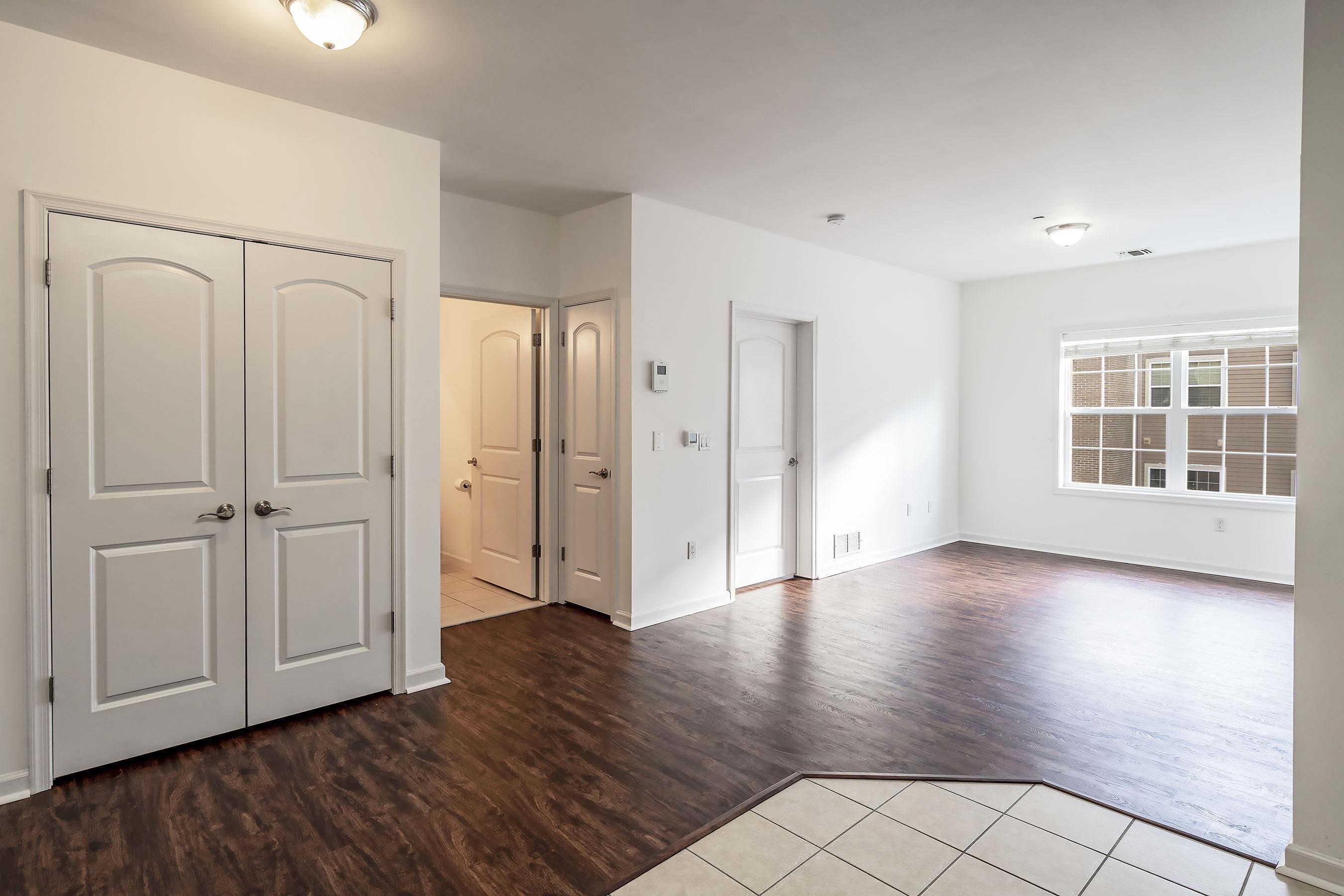 5808 WASHINGTON ST Unit 407
