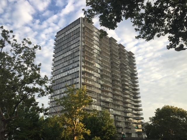6050 BLVD EAST Unit 20F