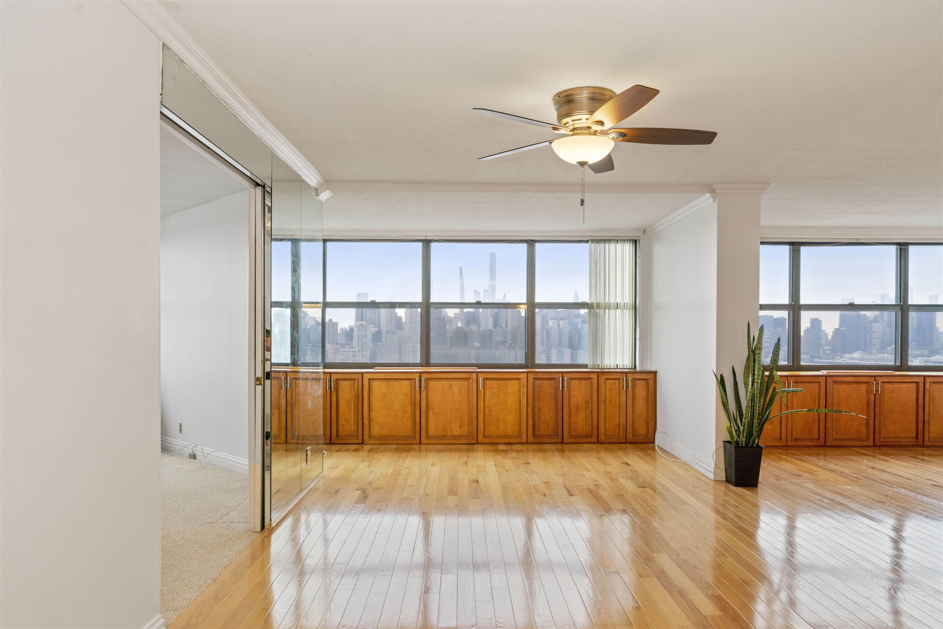 7004 BLVD EAST Unit 35D