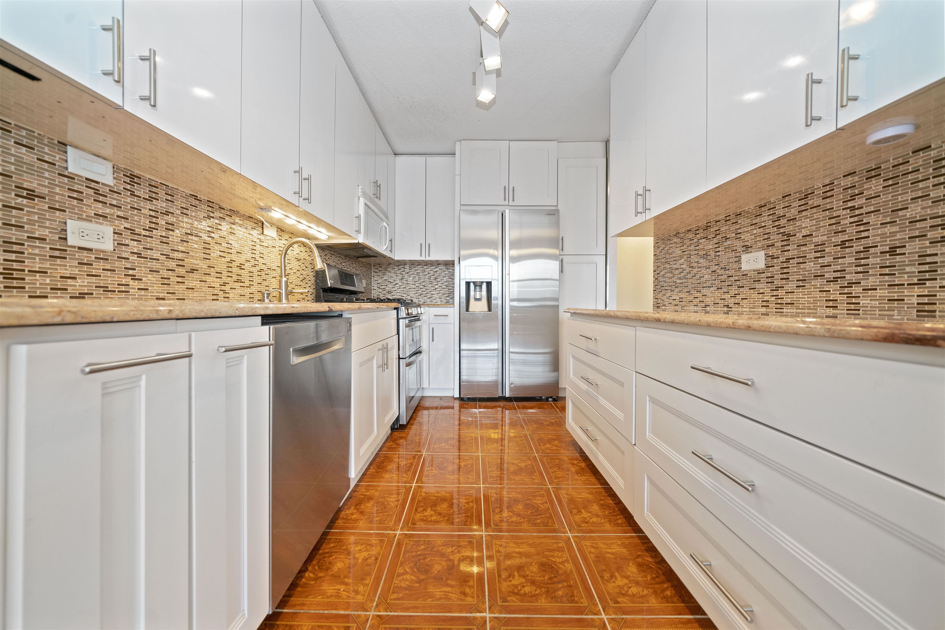 7004 BLVD EAST Unit 35D