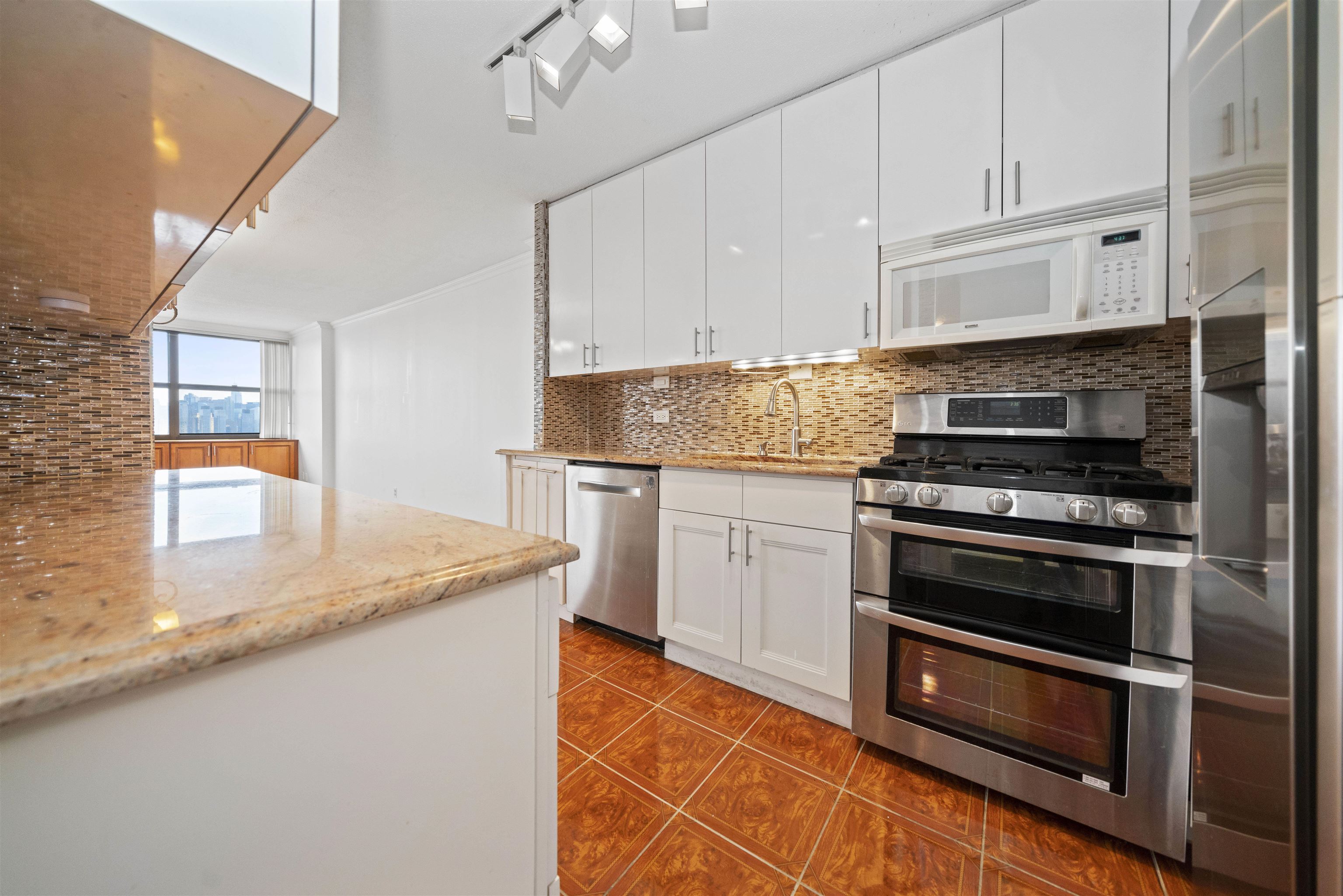 7004 BLVD EAST Unit 35D