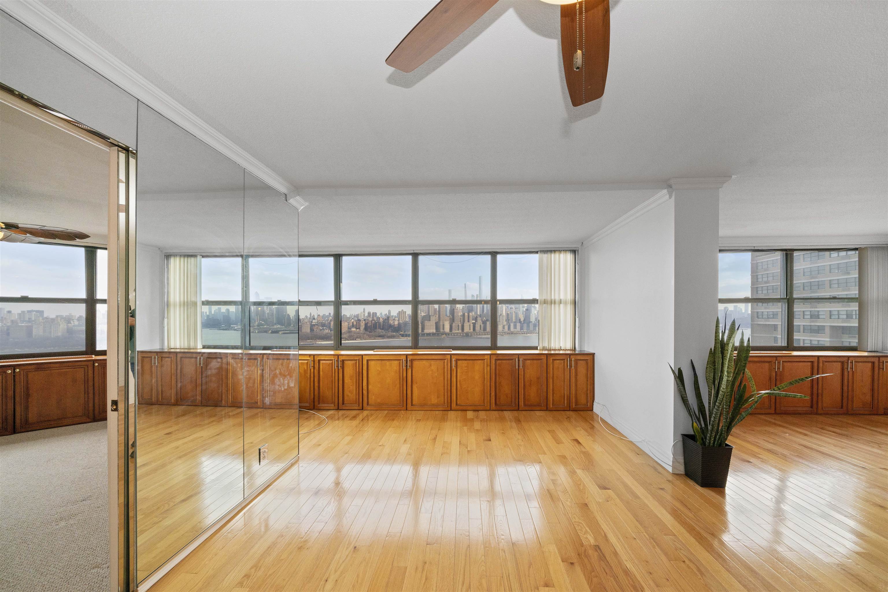7004 BLVD EAST Unit 35D