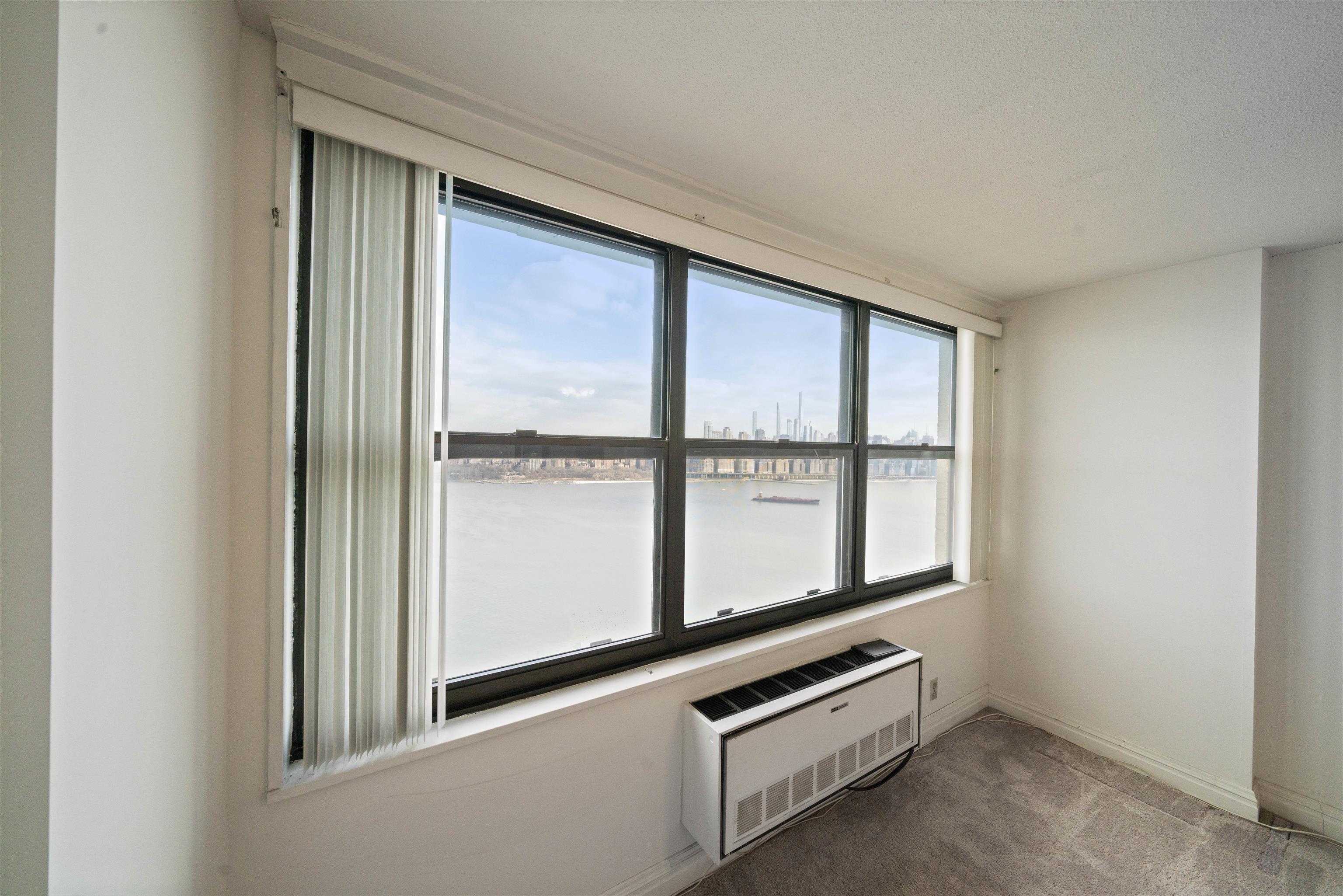 7004 BLVD EAST Unit 35D