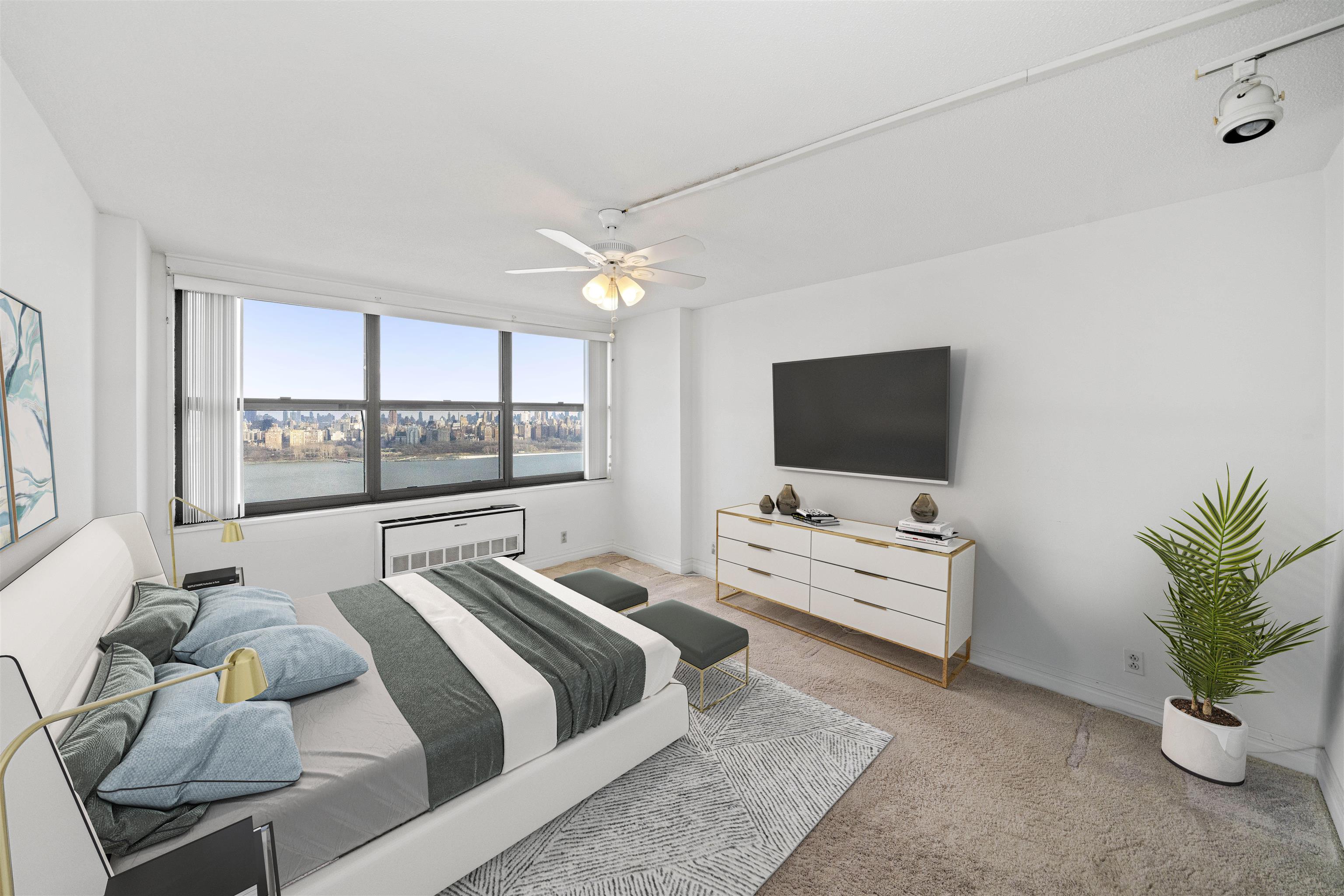 7004 BLVD EAST Unit 35D