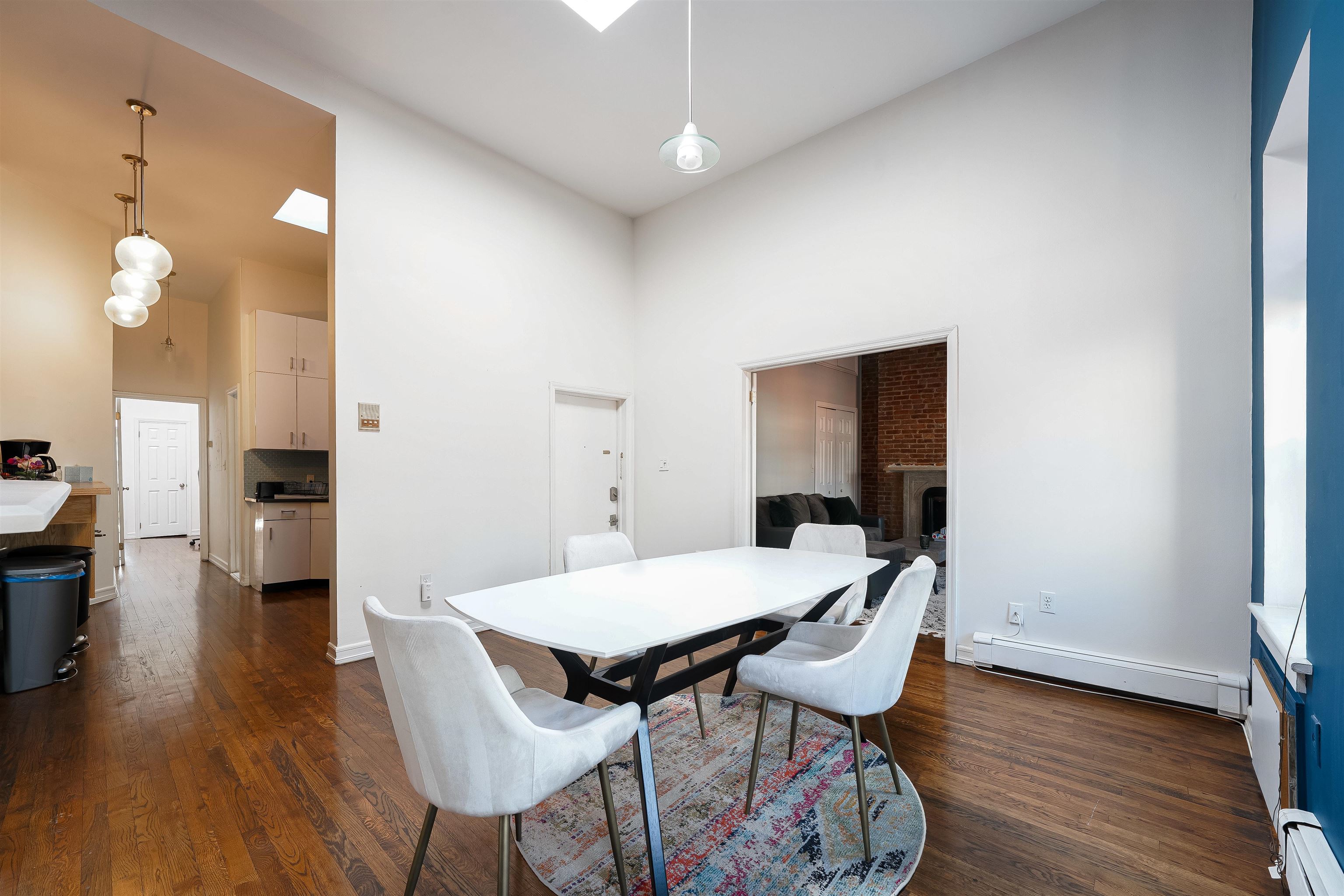 205 14TH ST Unit 4L