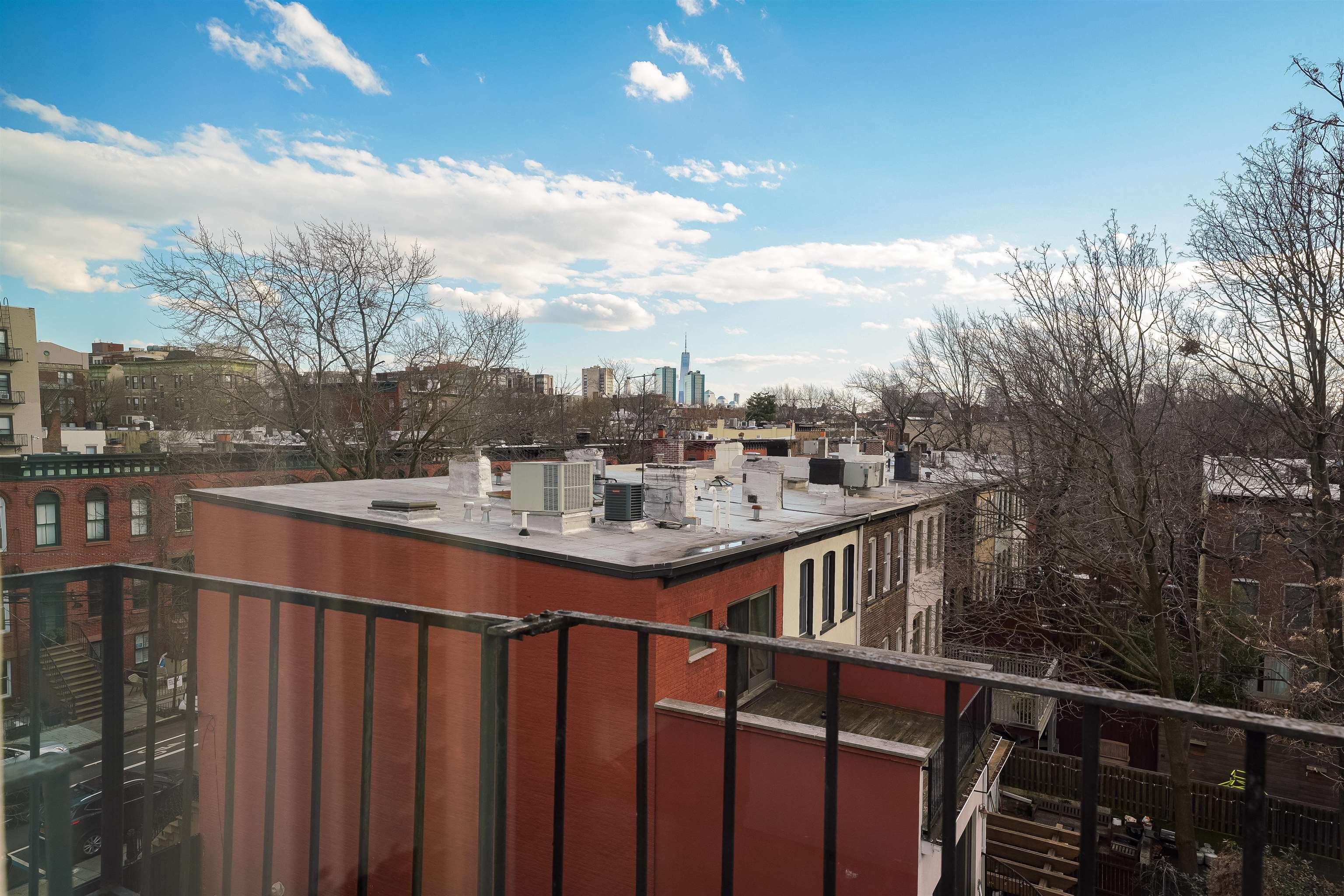 205 14TH ST Unit 4L