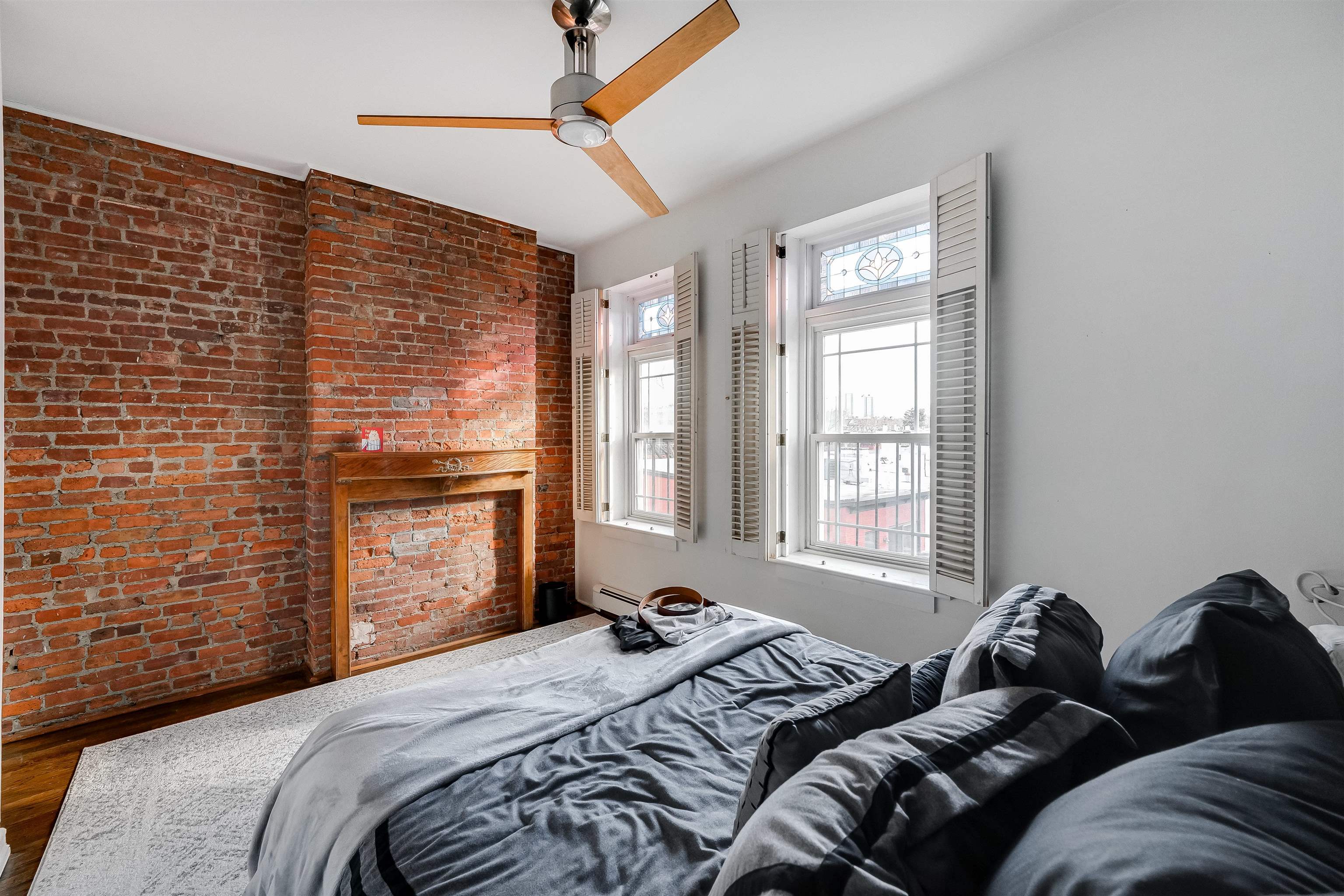 205 14TH ST Unit 4L