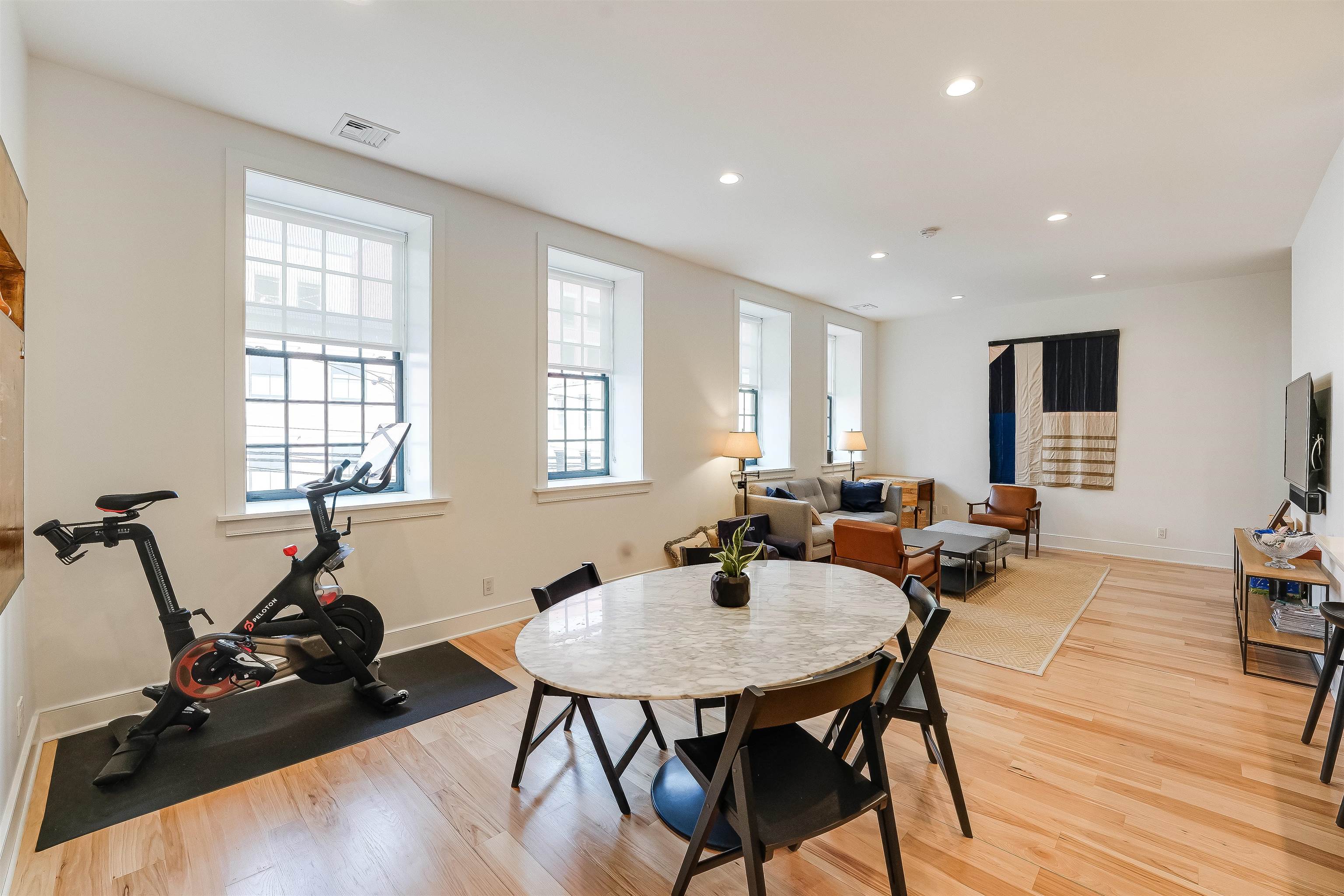 222 CLINTON ST Unit 19