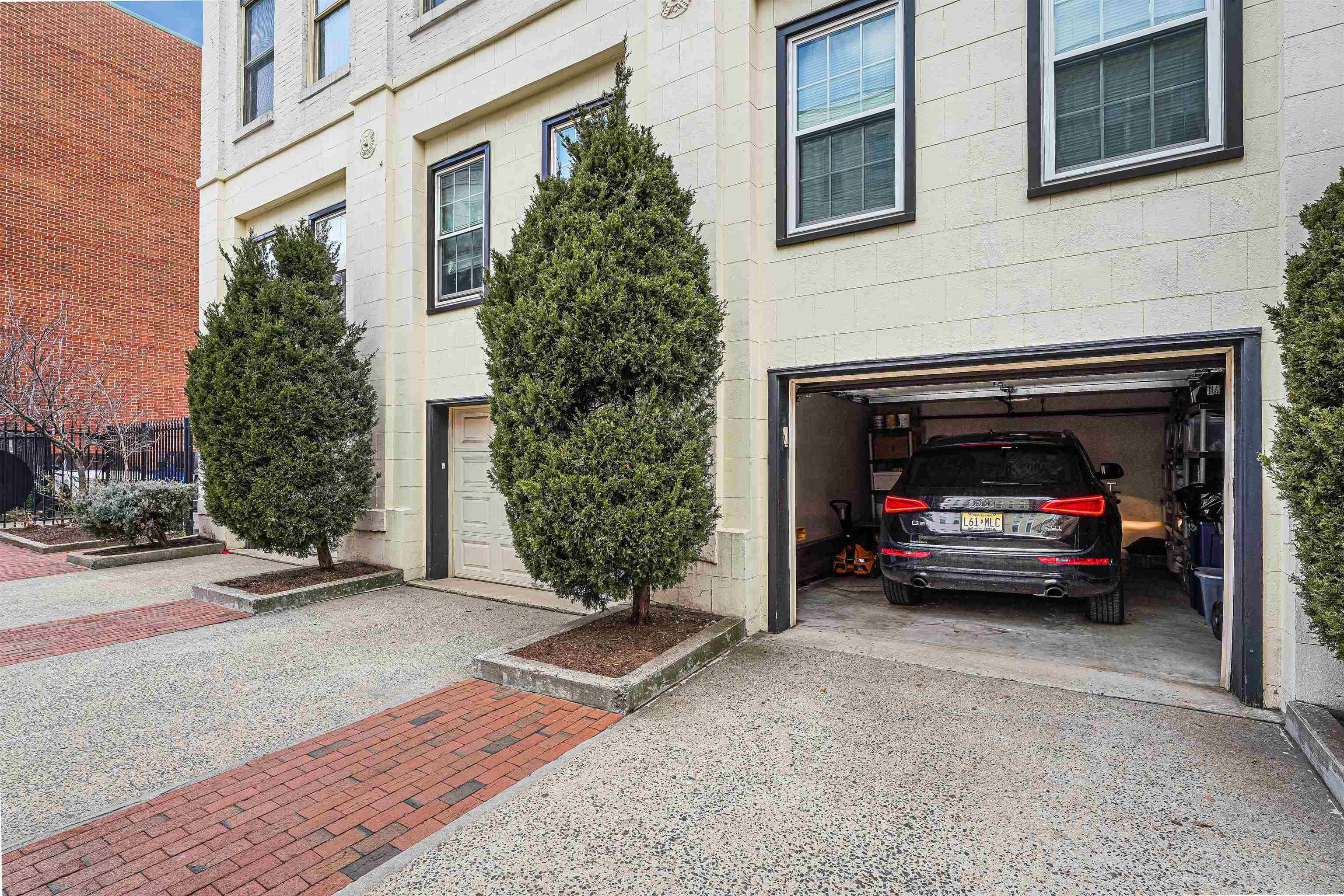 222 CLINTON ST Unit 19