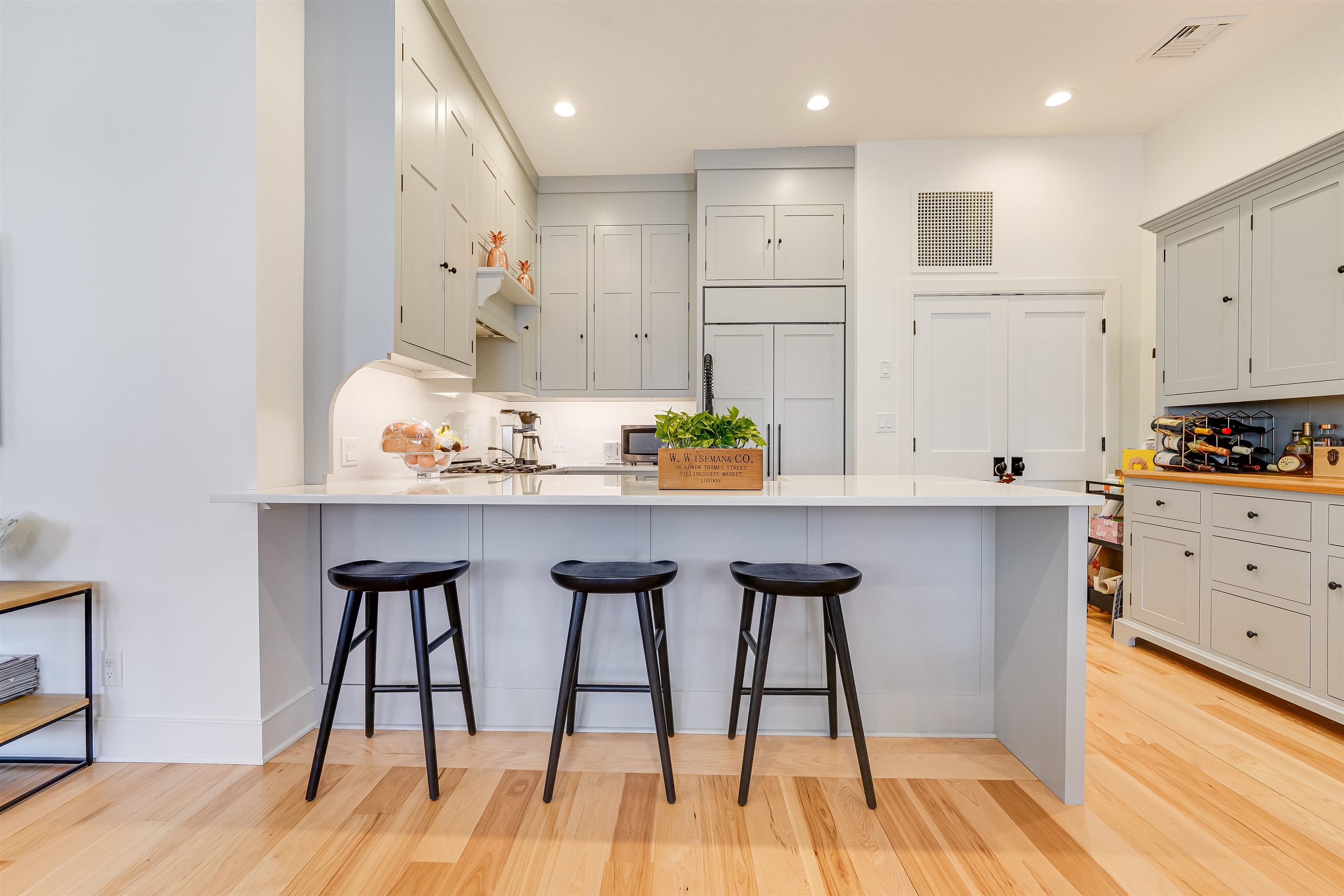 222 CLINTON ST Unit 19