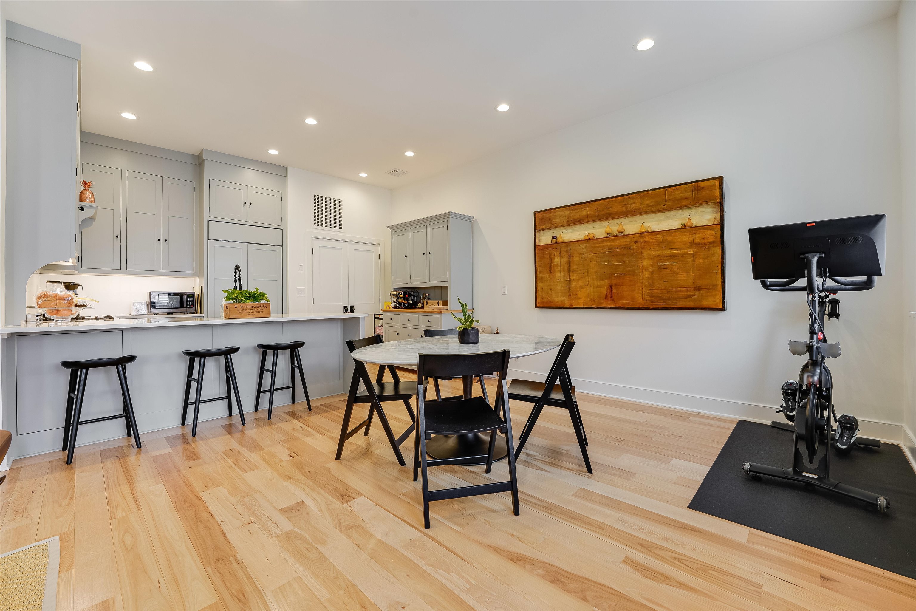 222 CLINTON ST Unit 19