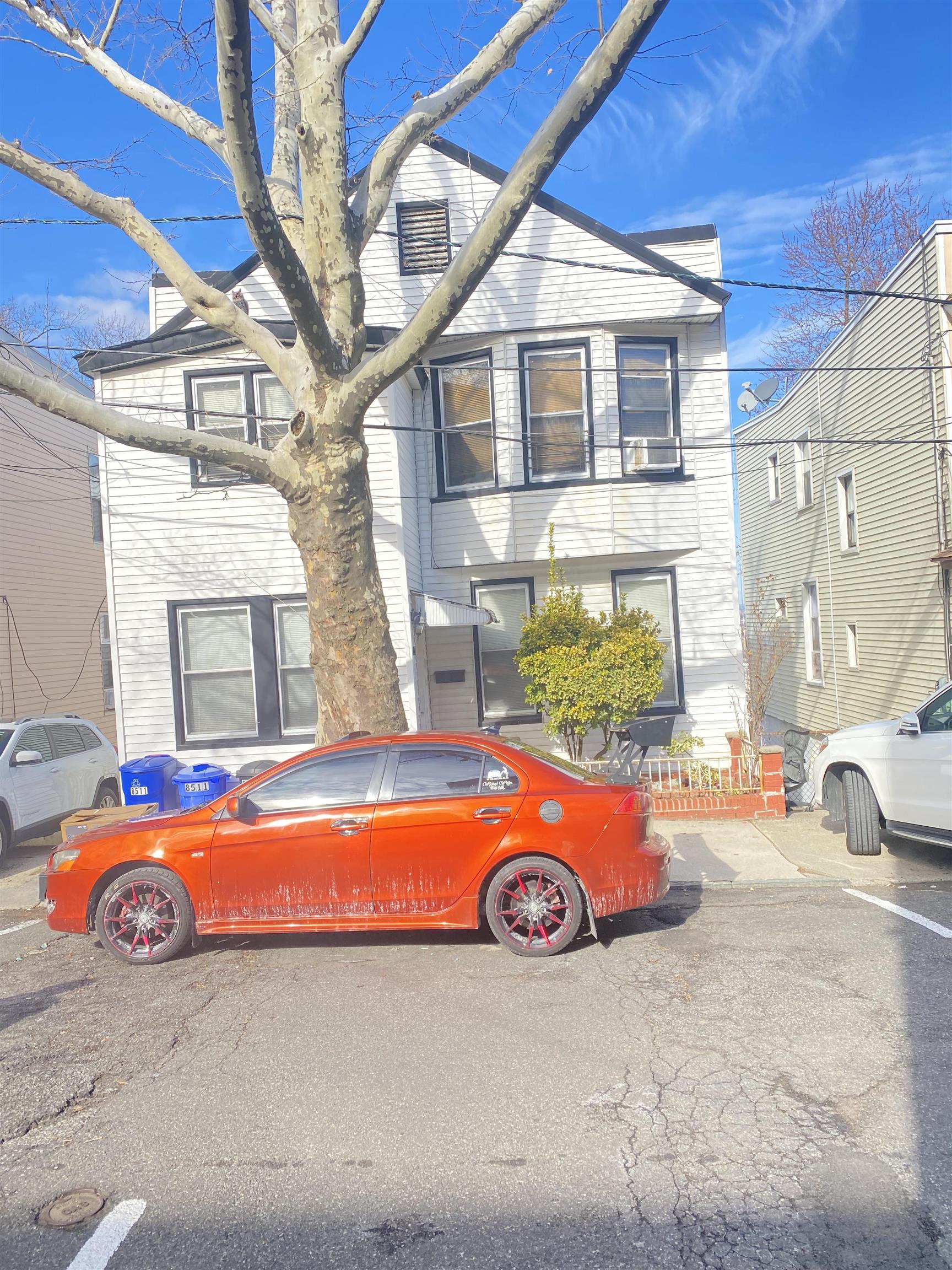 8511 SMITH AVE