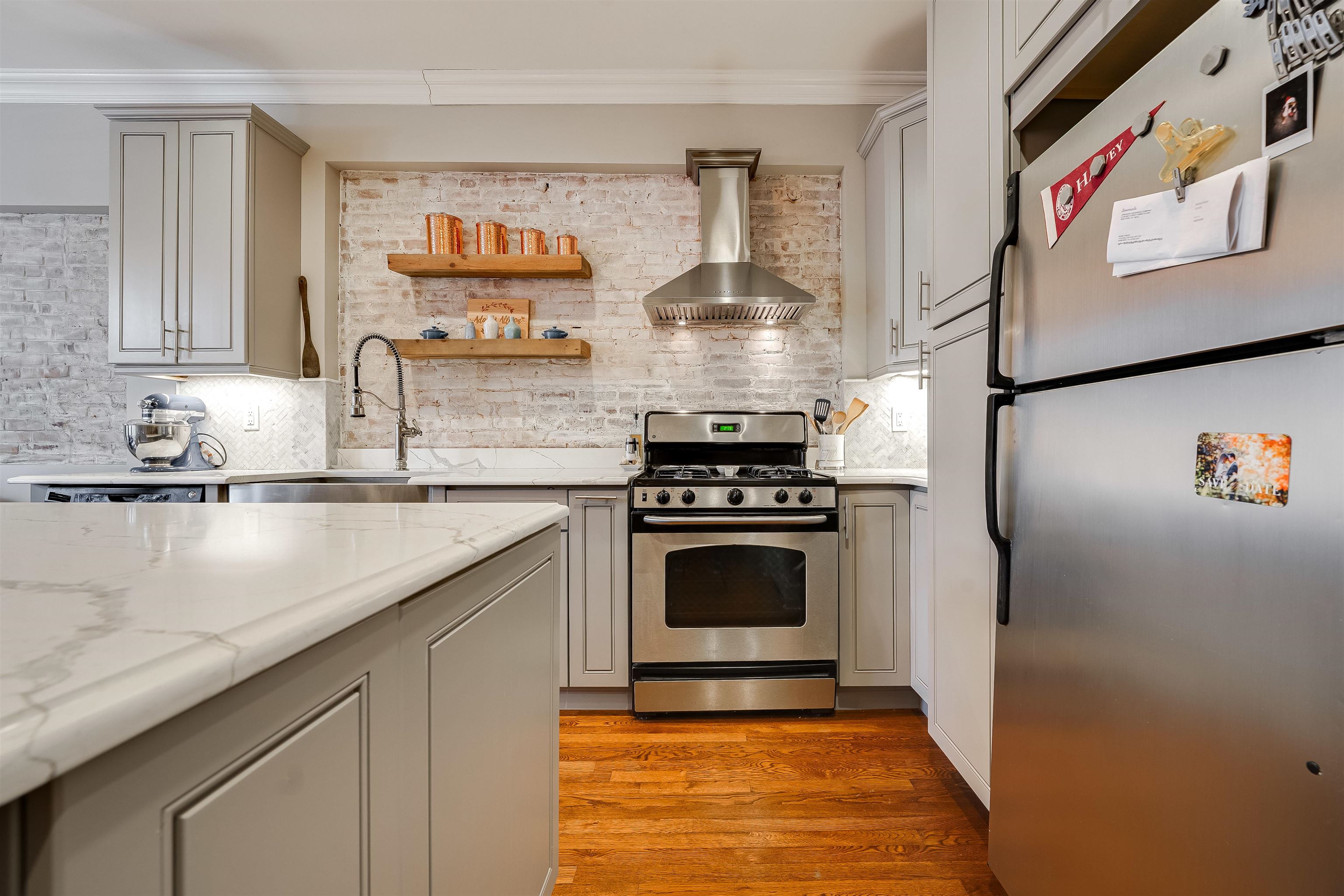 1115 WILLOW AVE Unit 102