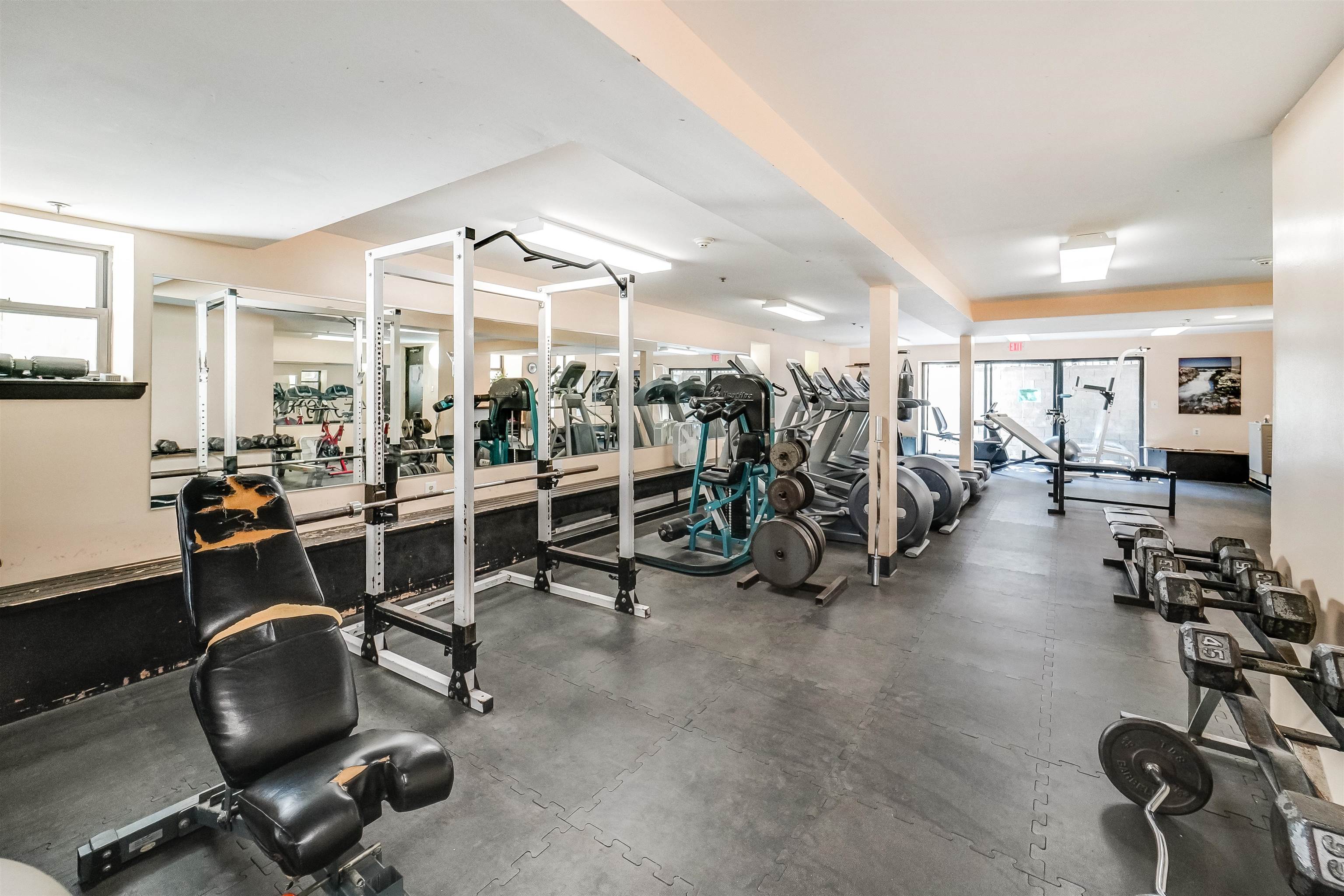 1115 WILLOW AVE Unit 102