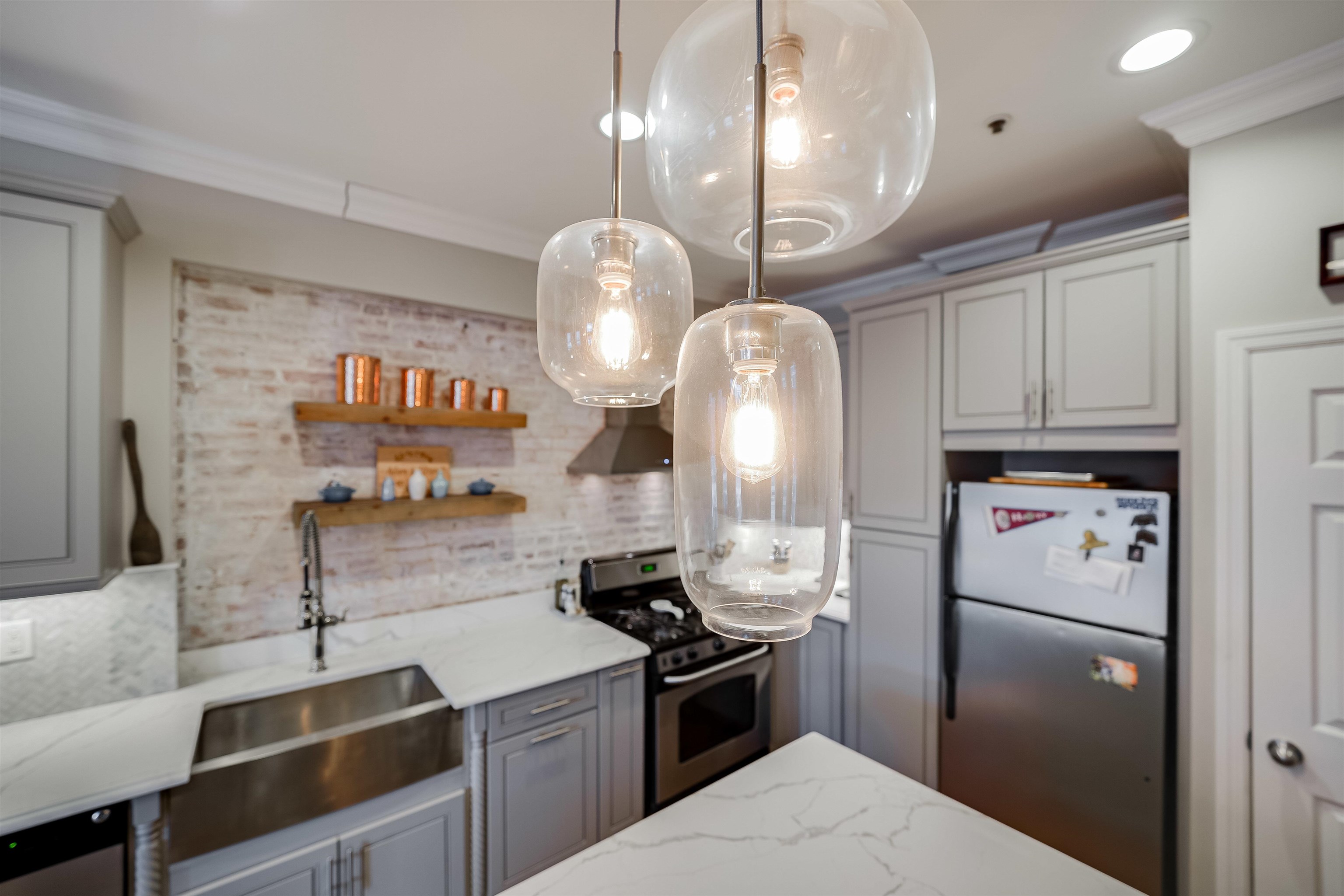 1115 WILLOW AVE Unit 102