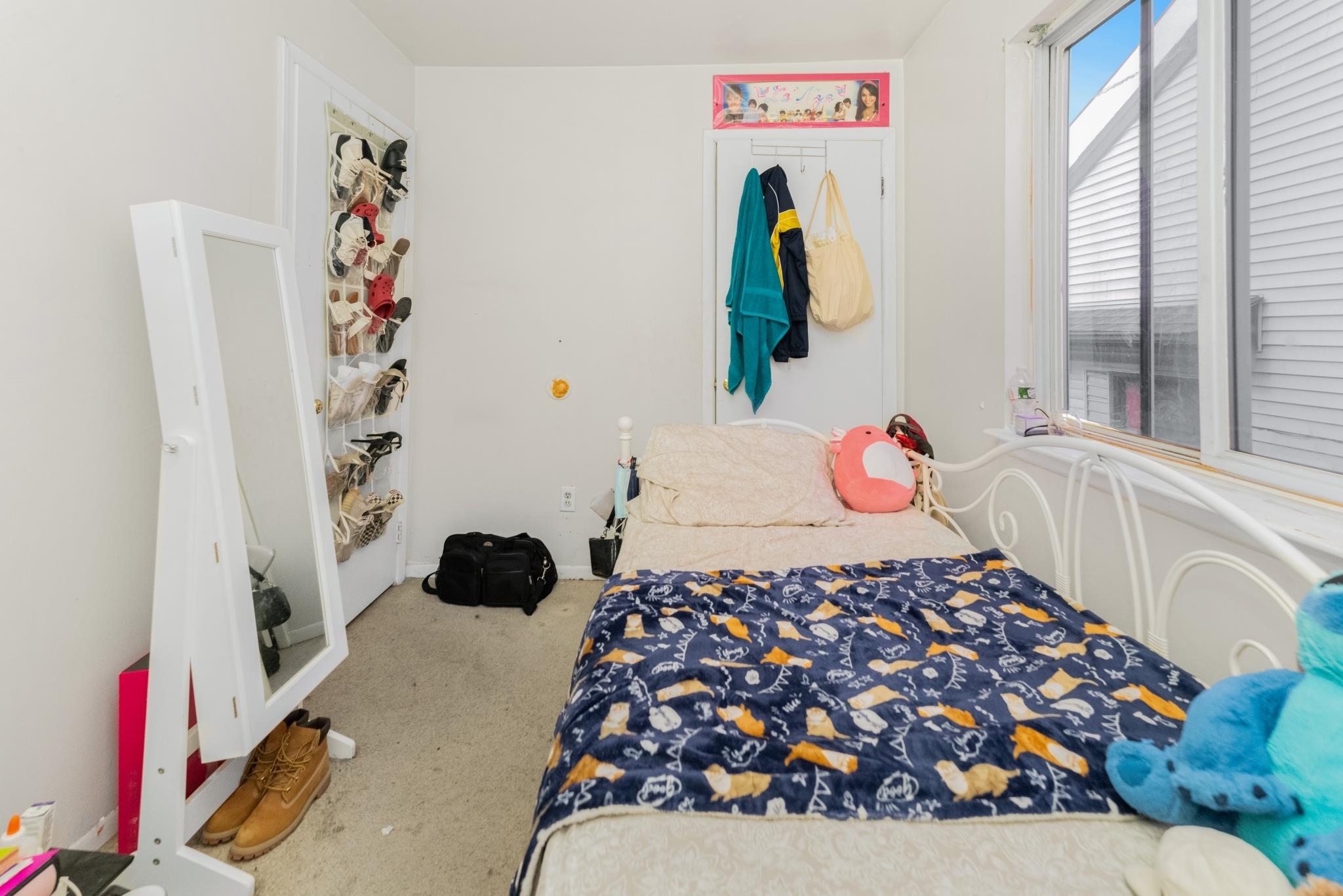 322 WINFIELD AVE