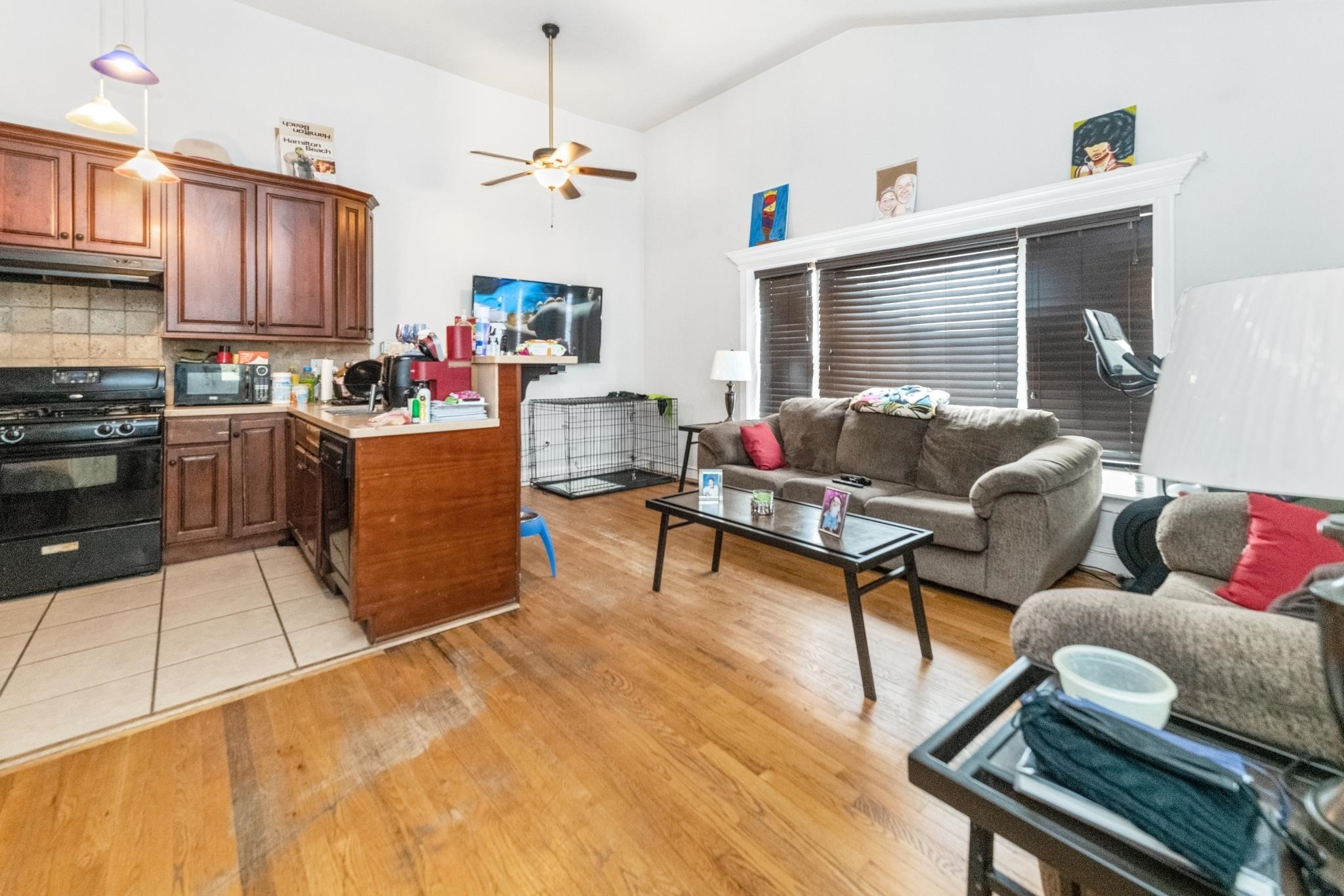 322 WINFIELD AVE