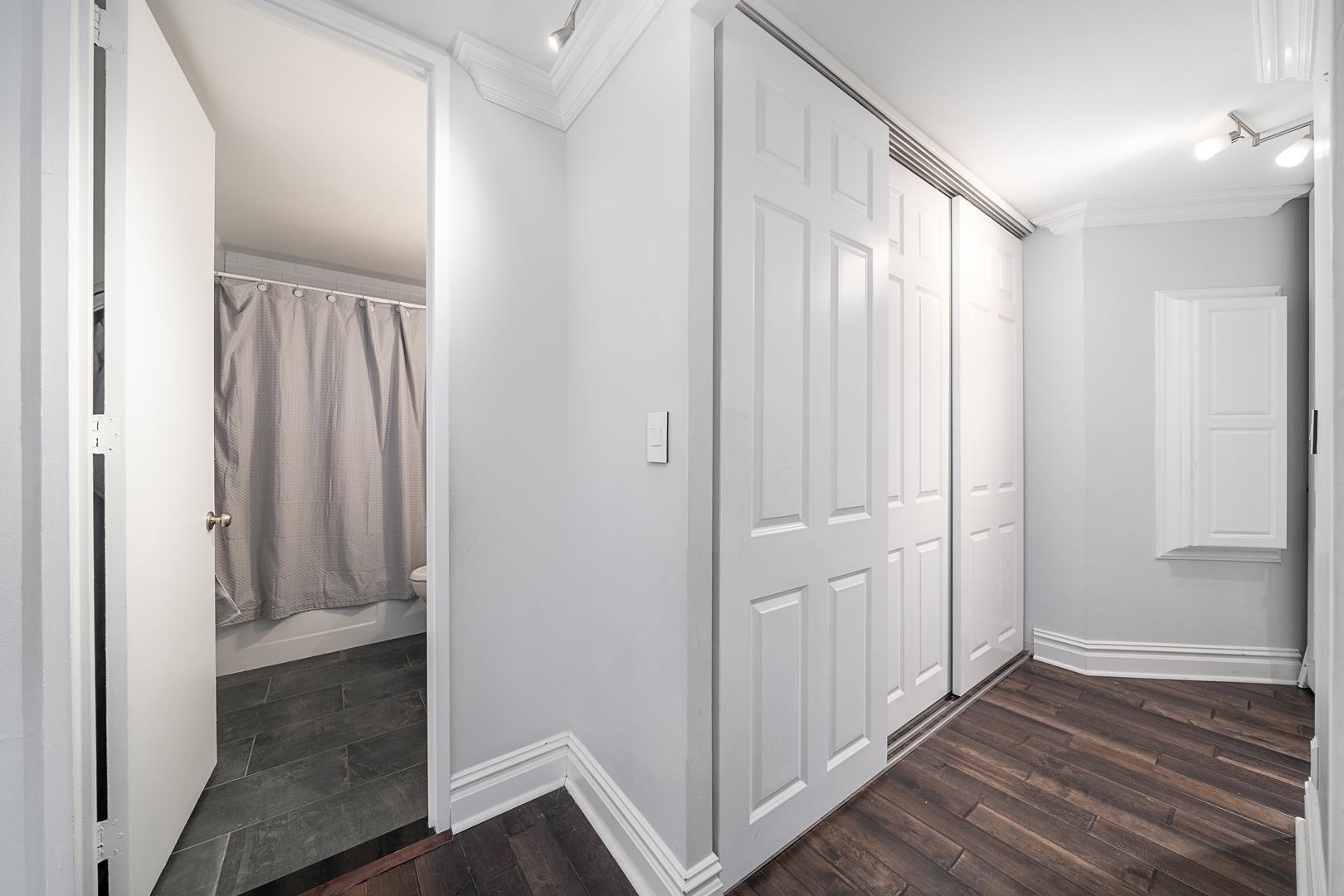 7002 BLVD EAST Unit 24H