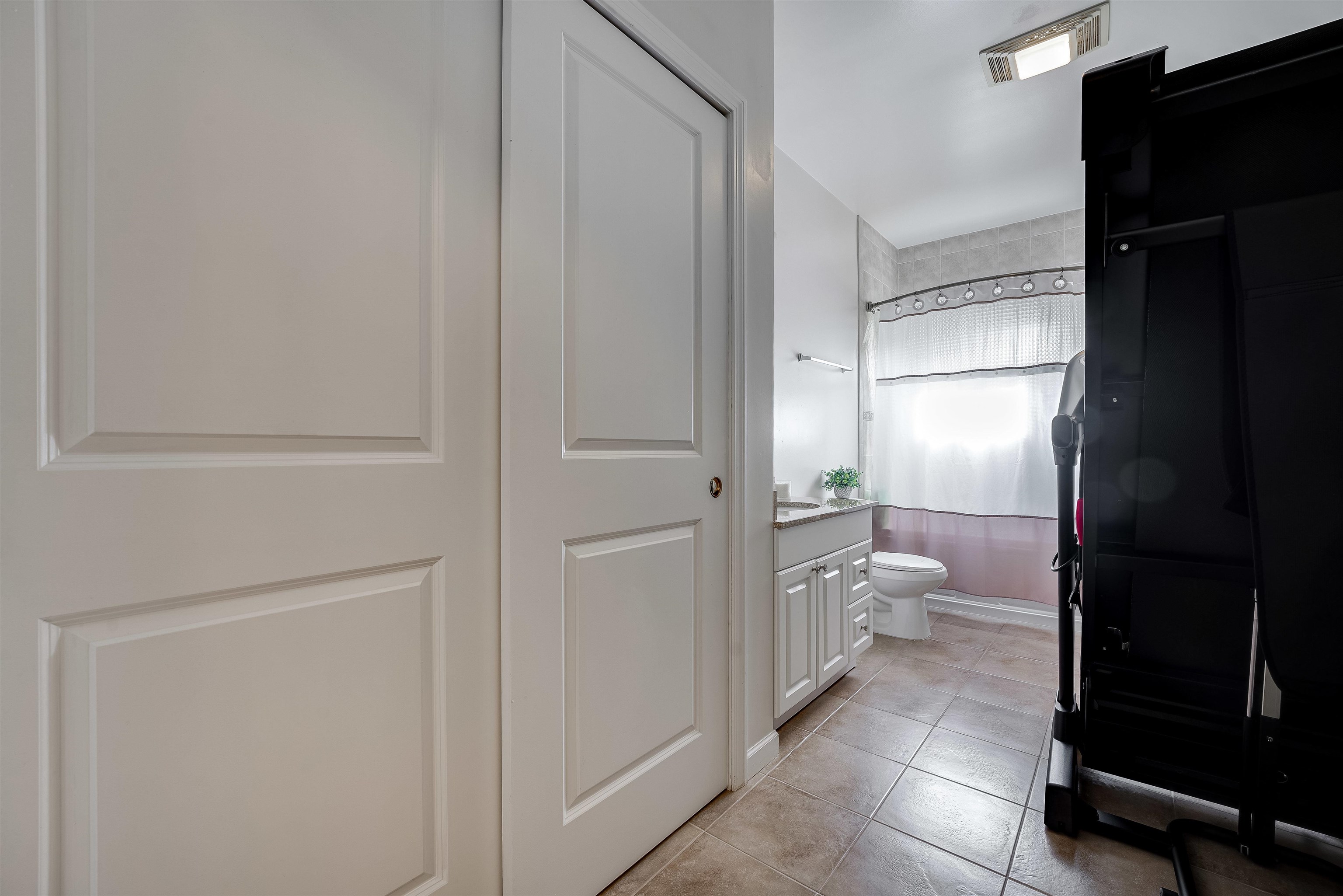 6708 JACKSON ST Unit 4