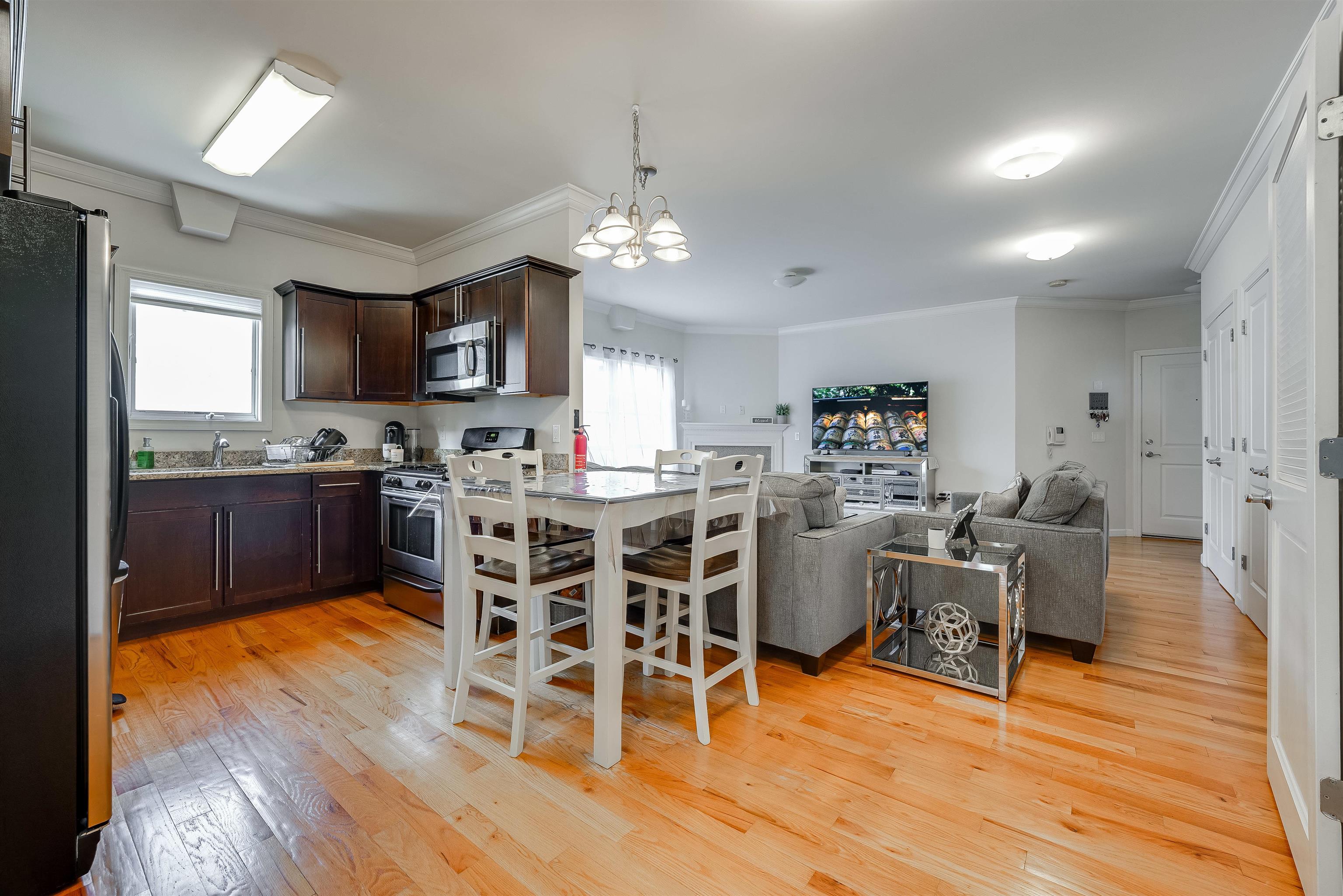 6708 JACKSON ST Unit 4