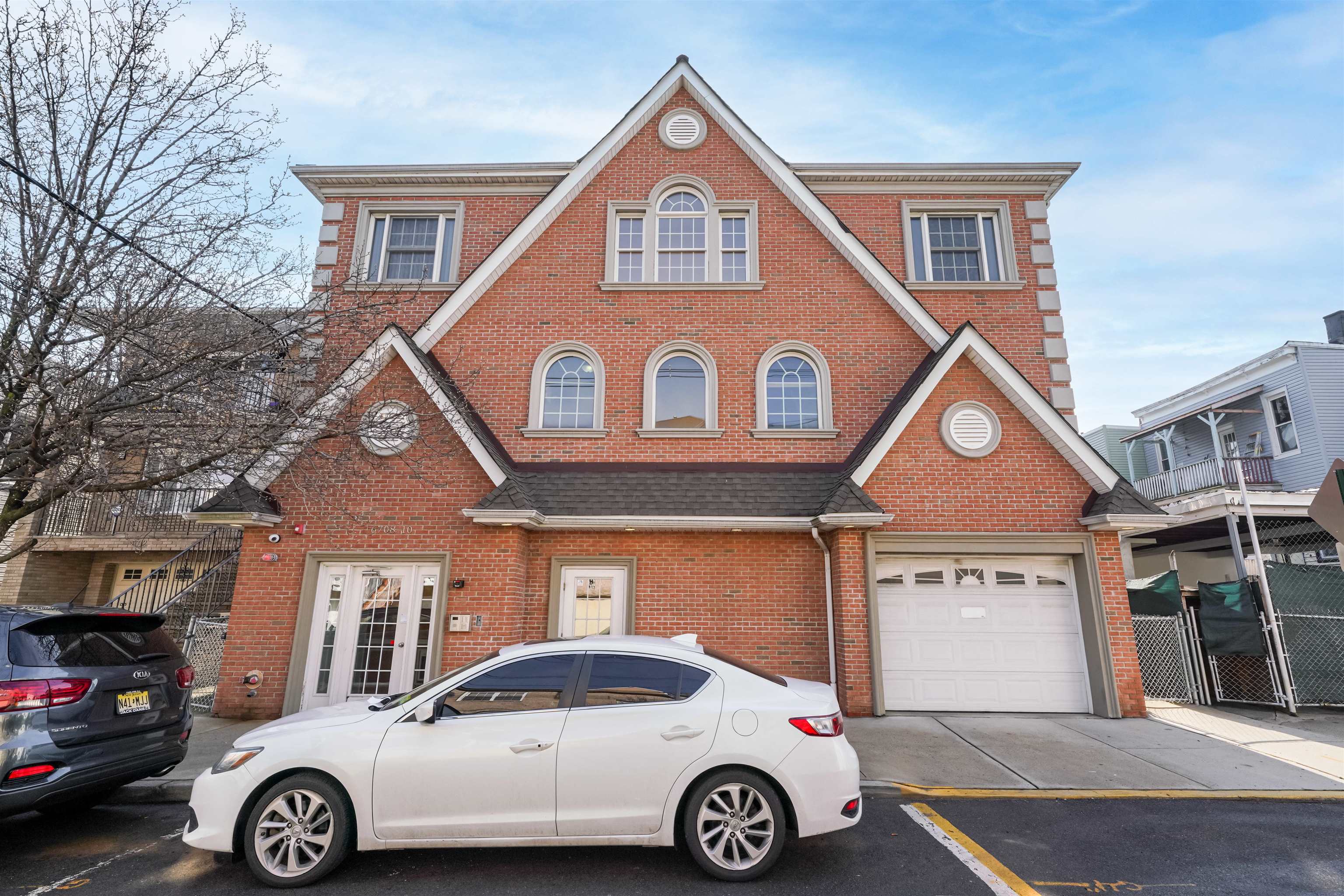 6708 JACKSON ST Unit 4