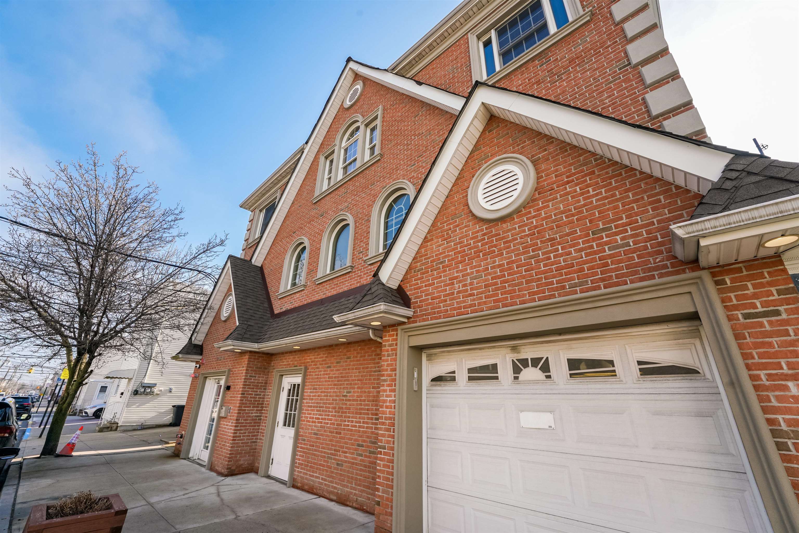 6708 JACKSON ST Unit 4