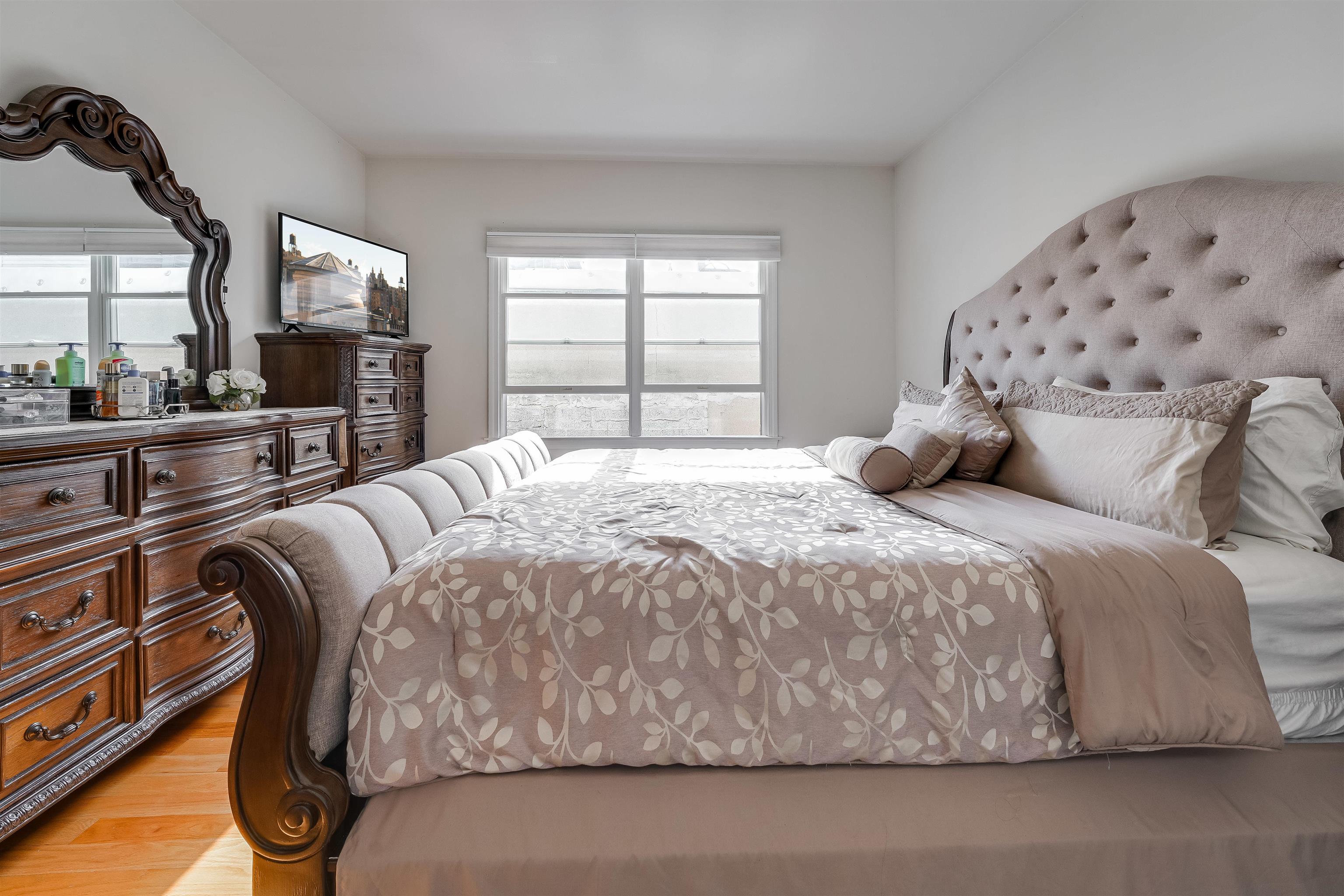 6708 JACKSON ST Unit 4