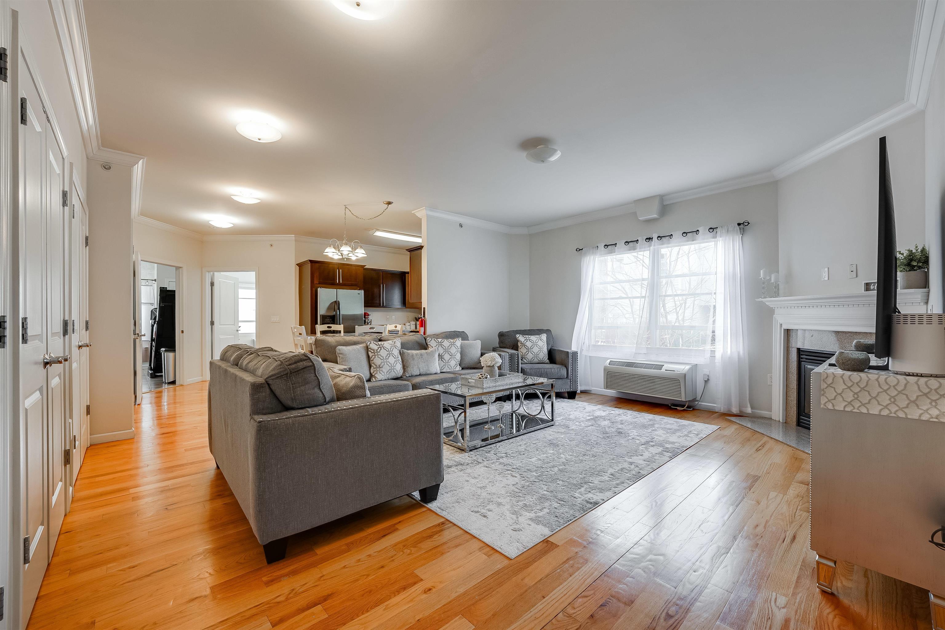 6708 JACKSON ST Unit 4
