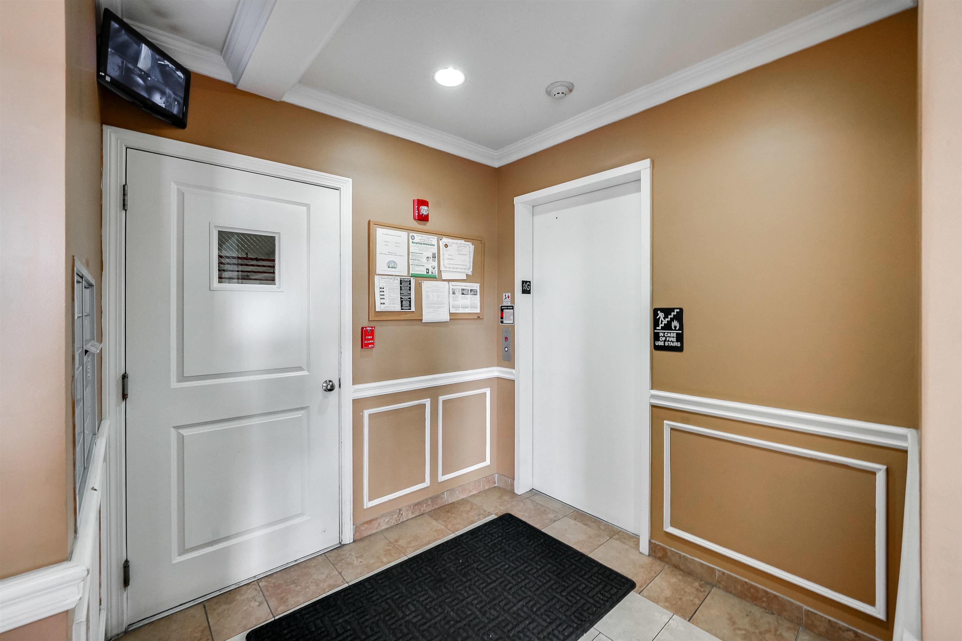 6708 JACKSON ST Unit 4