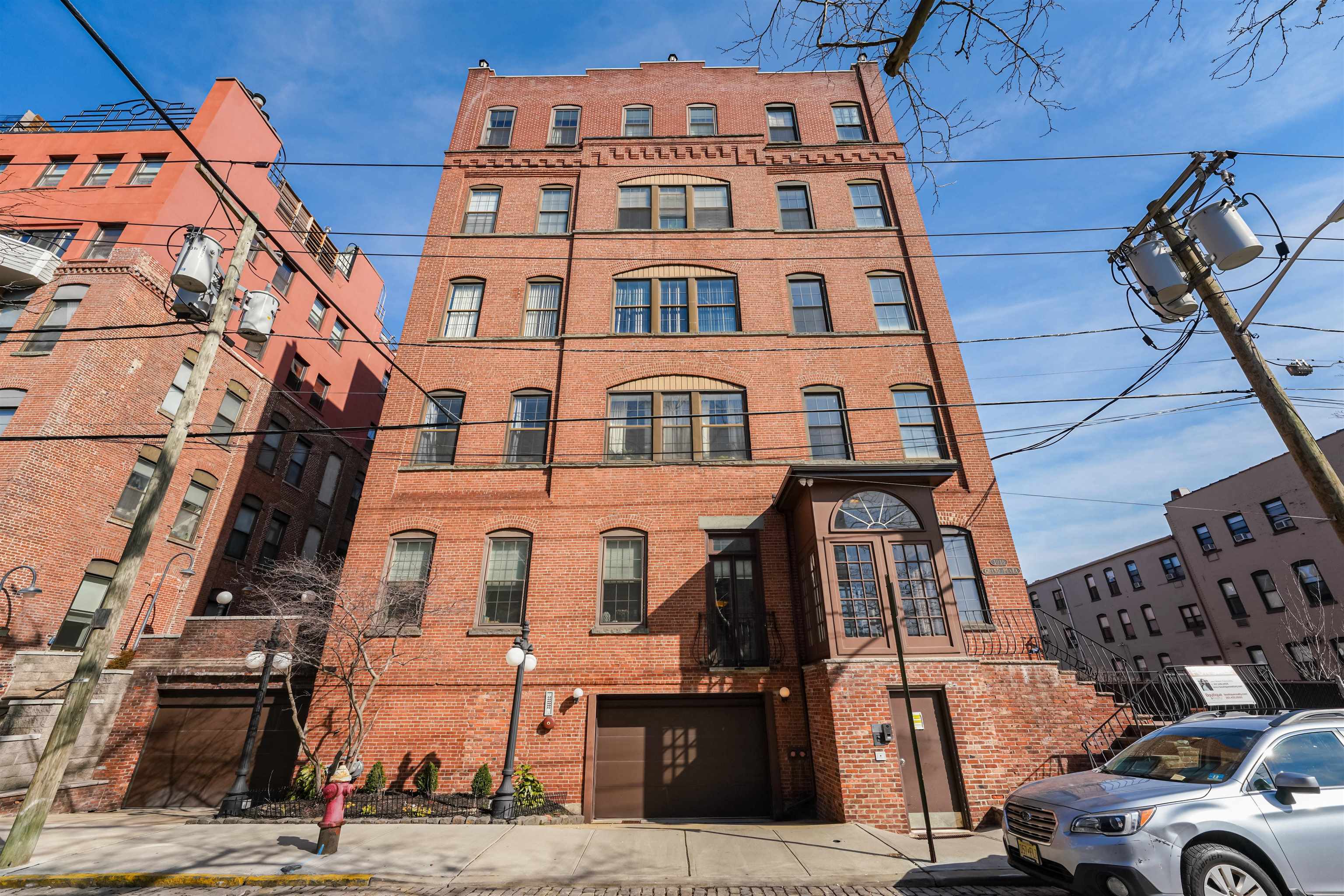 1015 GRAND ST Unit 5C