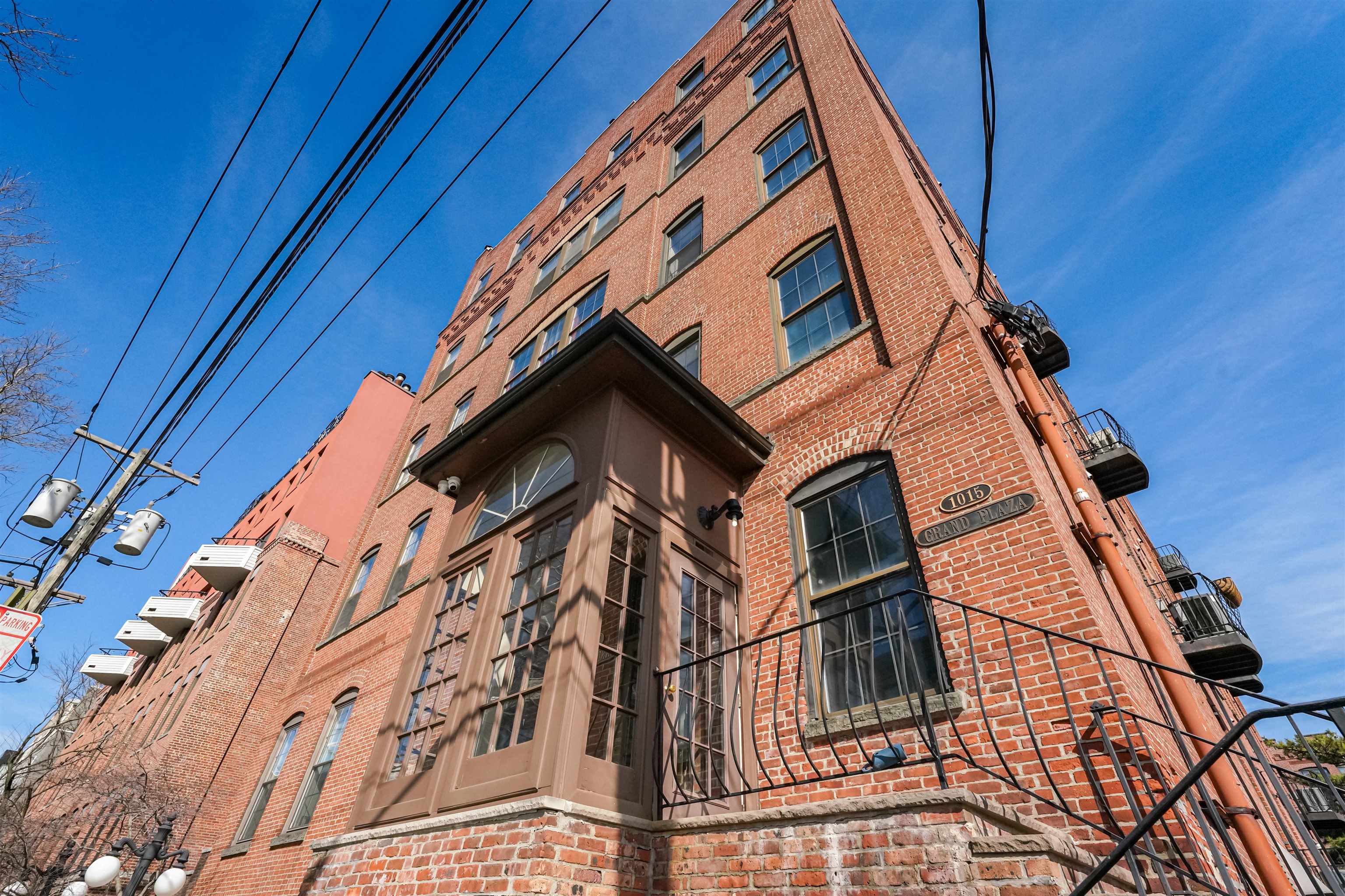 1015 GRAND ST Unit 5C
