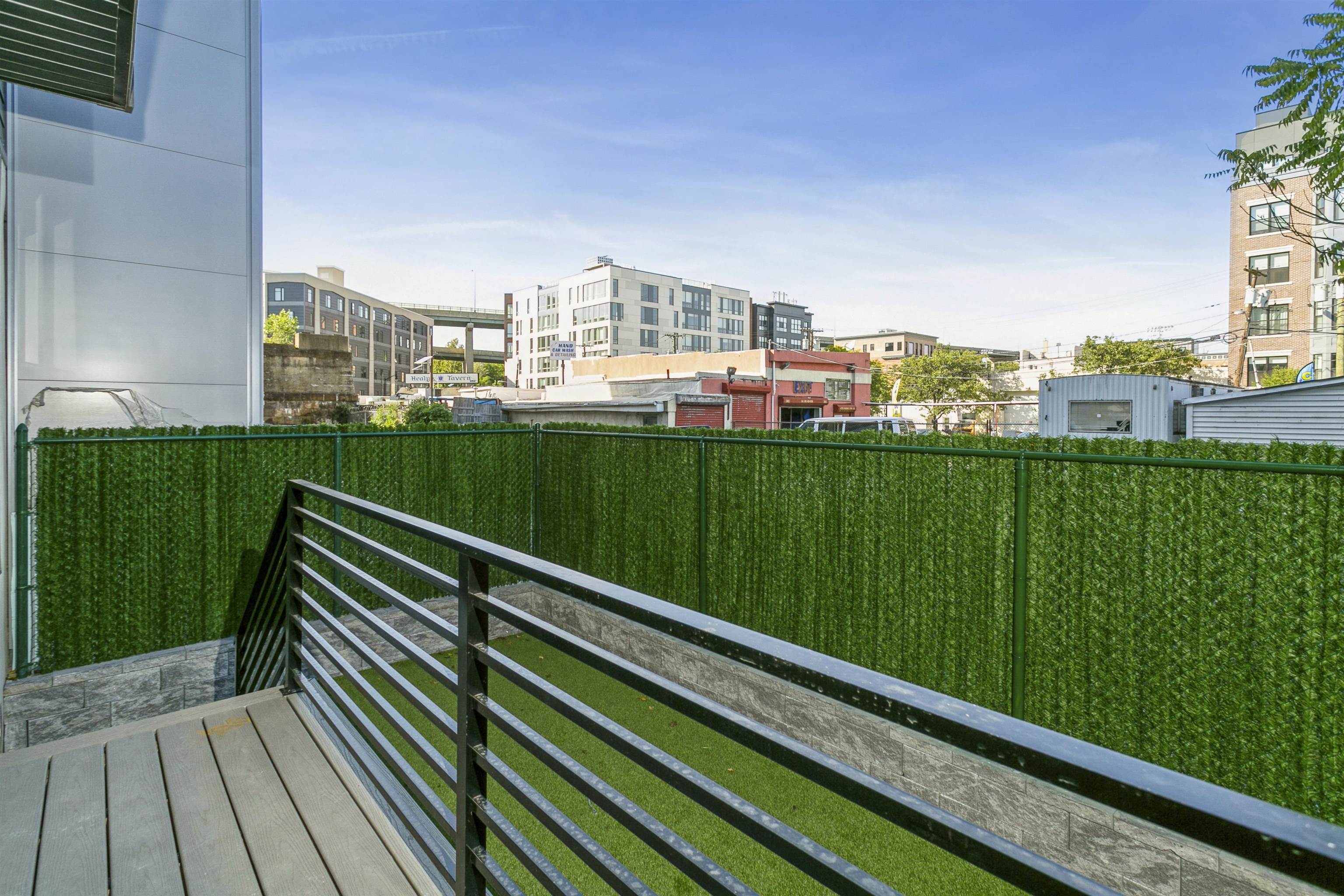 386 5TH ST Unit 101