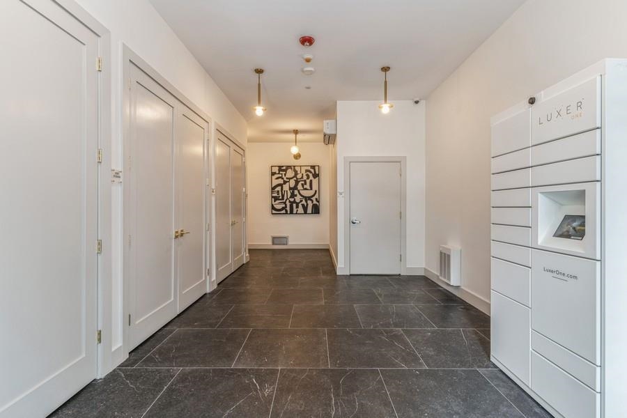 386 5TH ST Unit 101