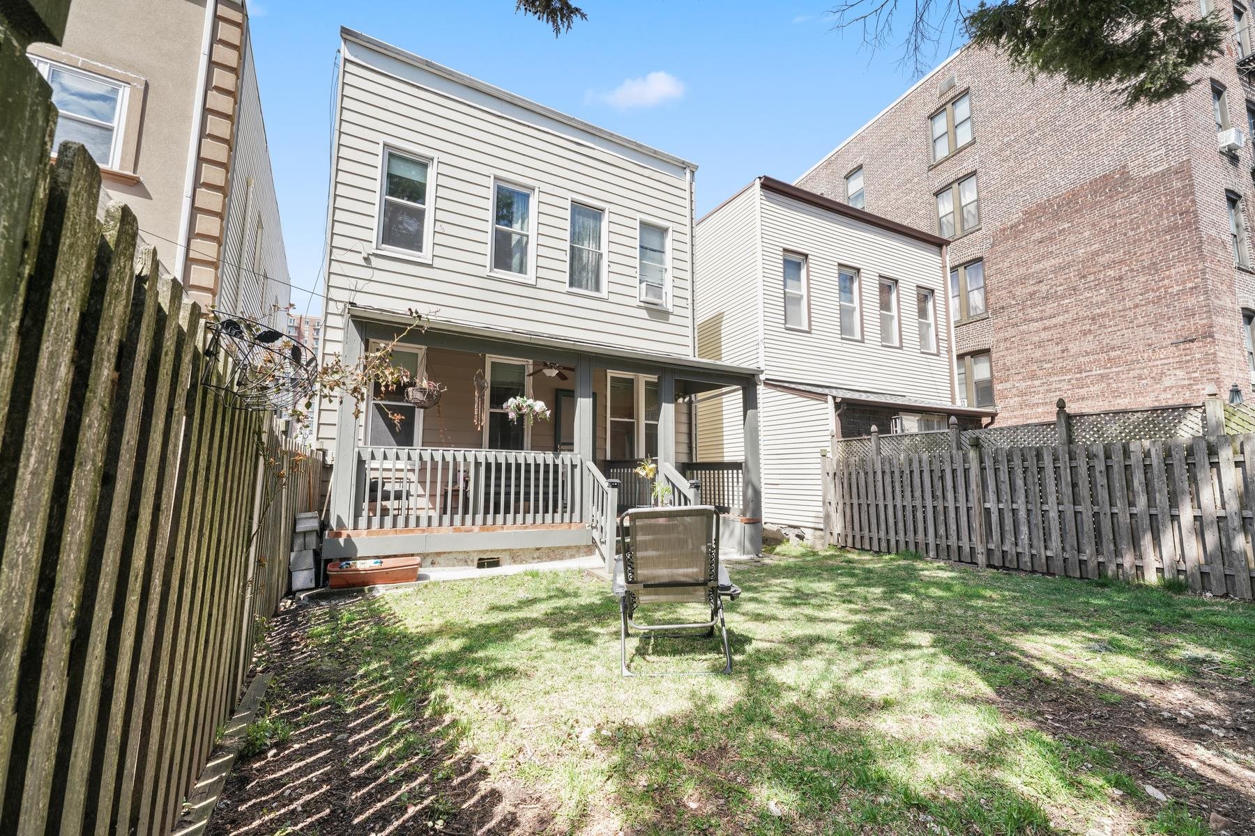 3334 PARK AVE