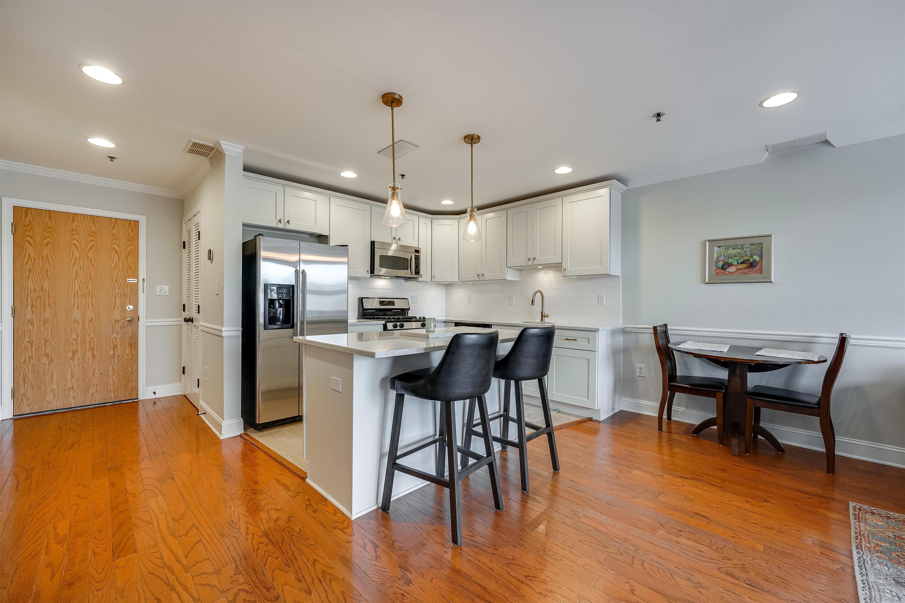 812 GRAND ST Unit 416