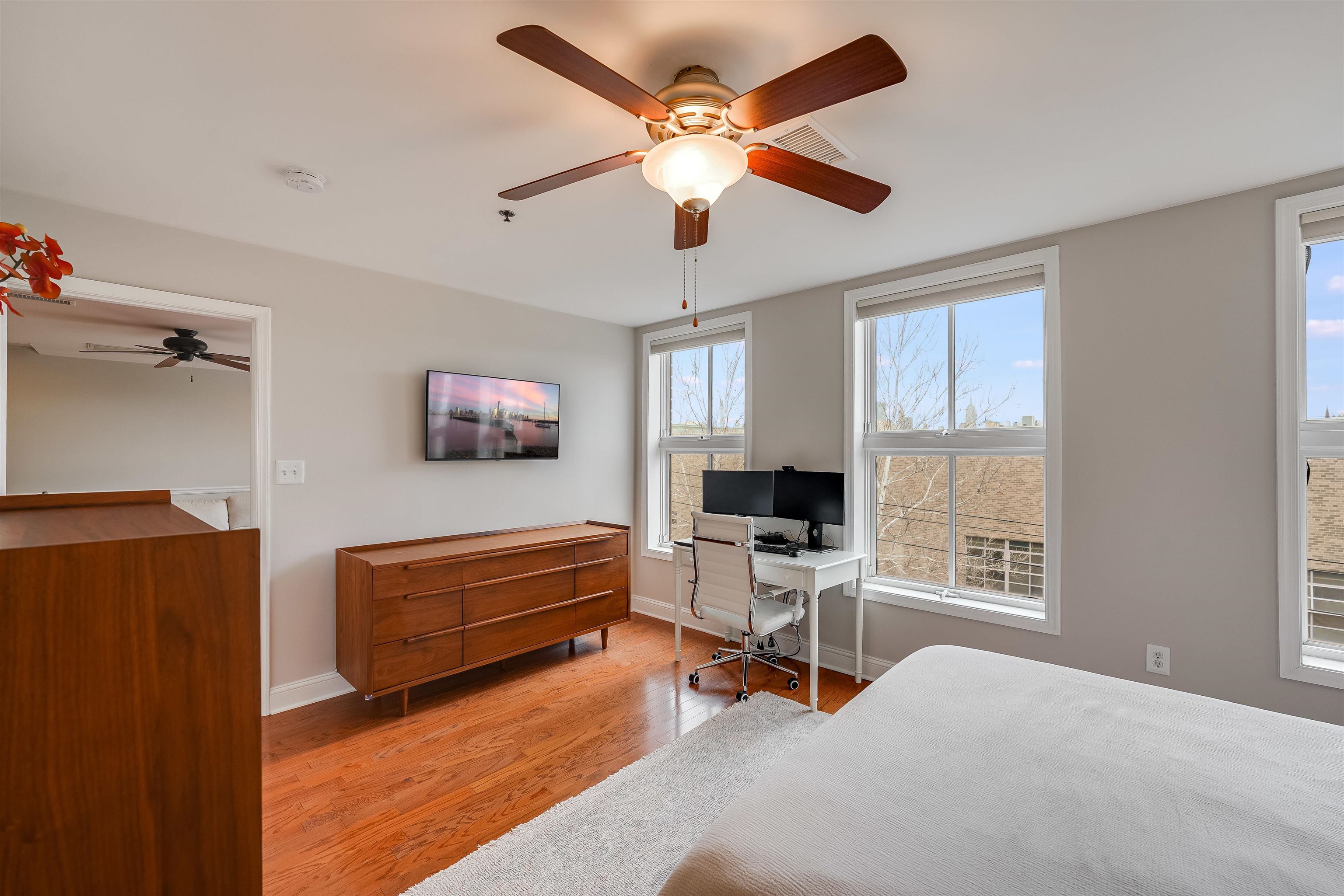 812 GRAND ST Unit 416