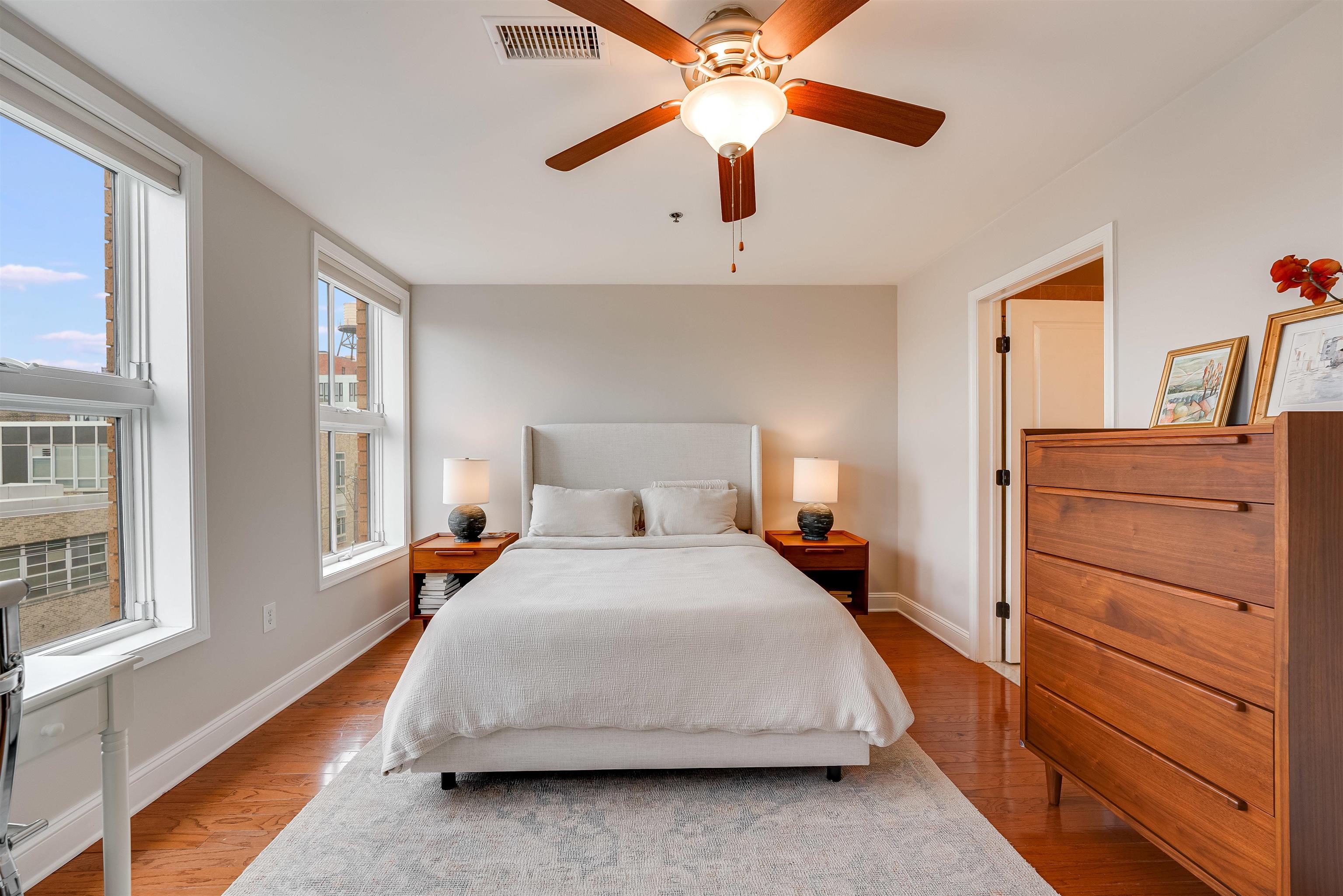 812 GRAND ST Unit 416