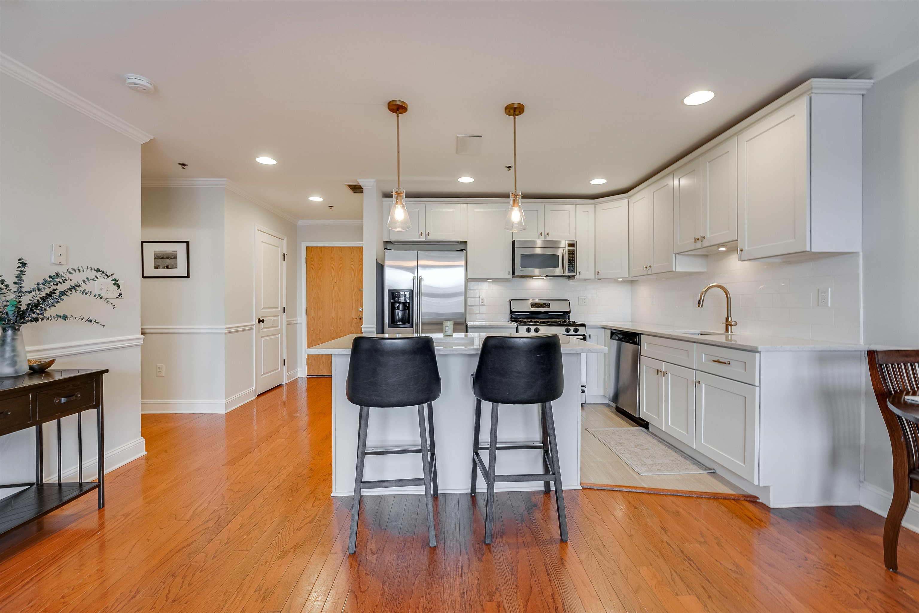 812 GRAND ST Unit 416