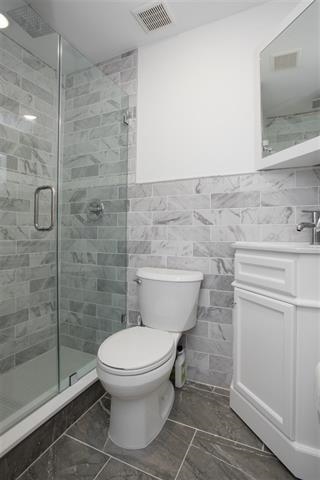 527 JEFFERSON ST Unit 3
