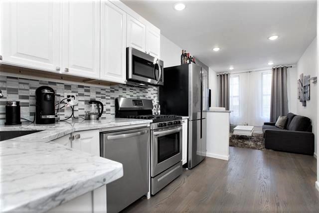 527 JEFFERSON ST Unit 3