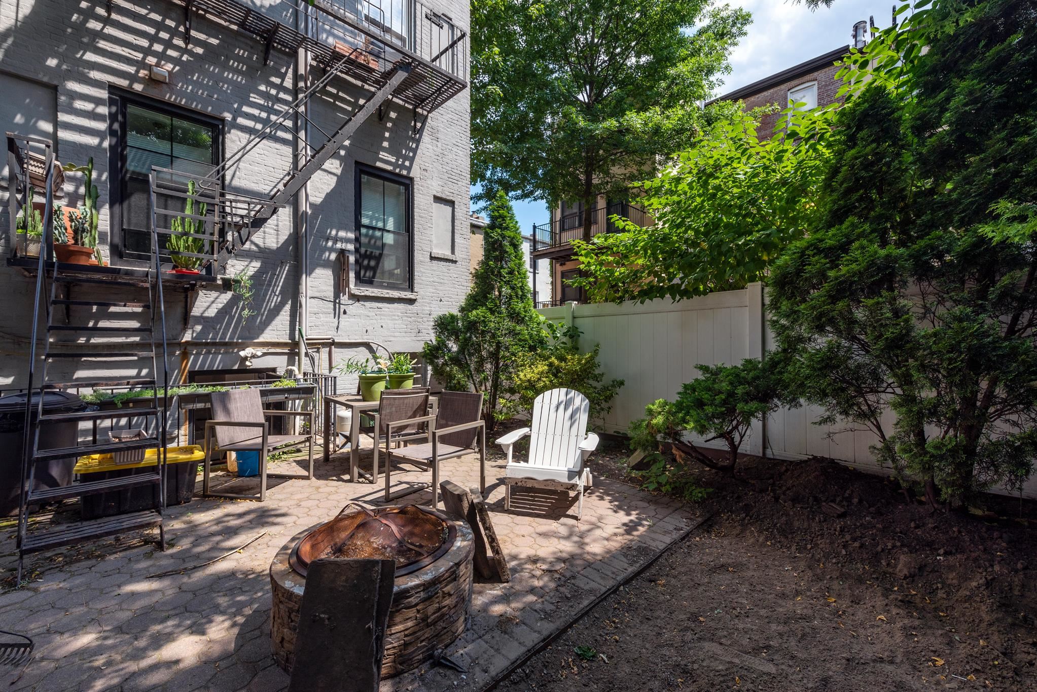 109 ERIE ST Unit 4R