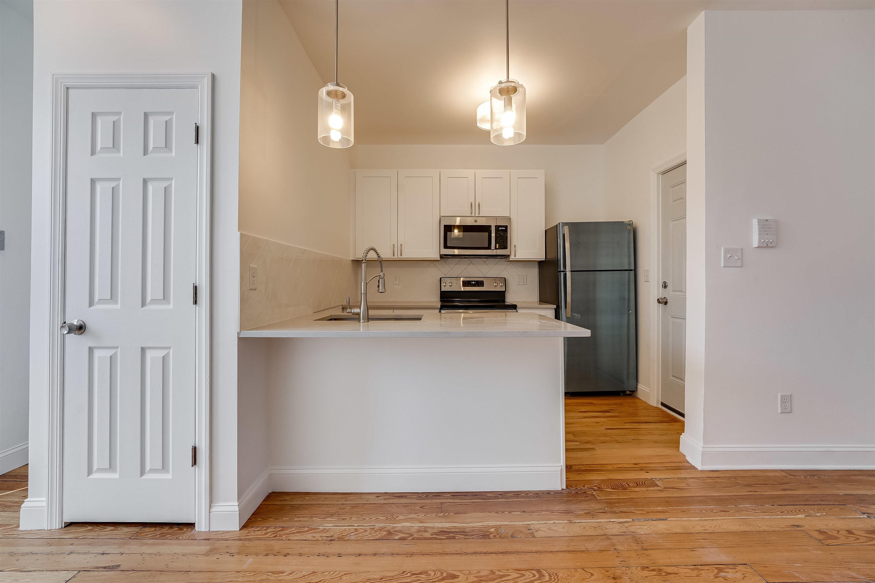 522 JEFFERSON ST Unit 3