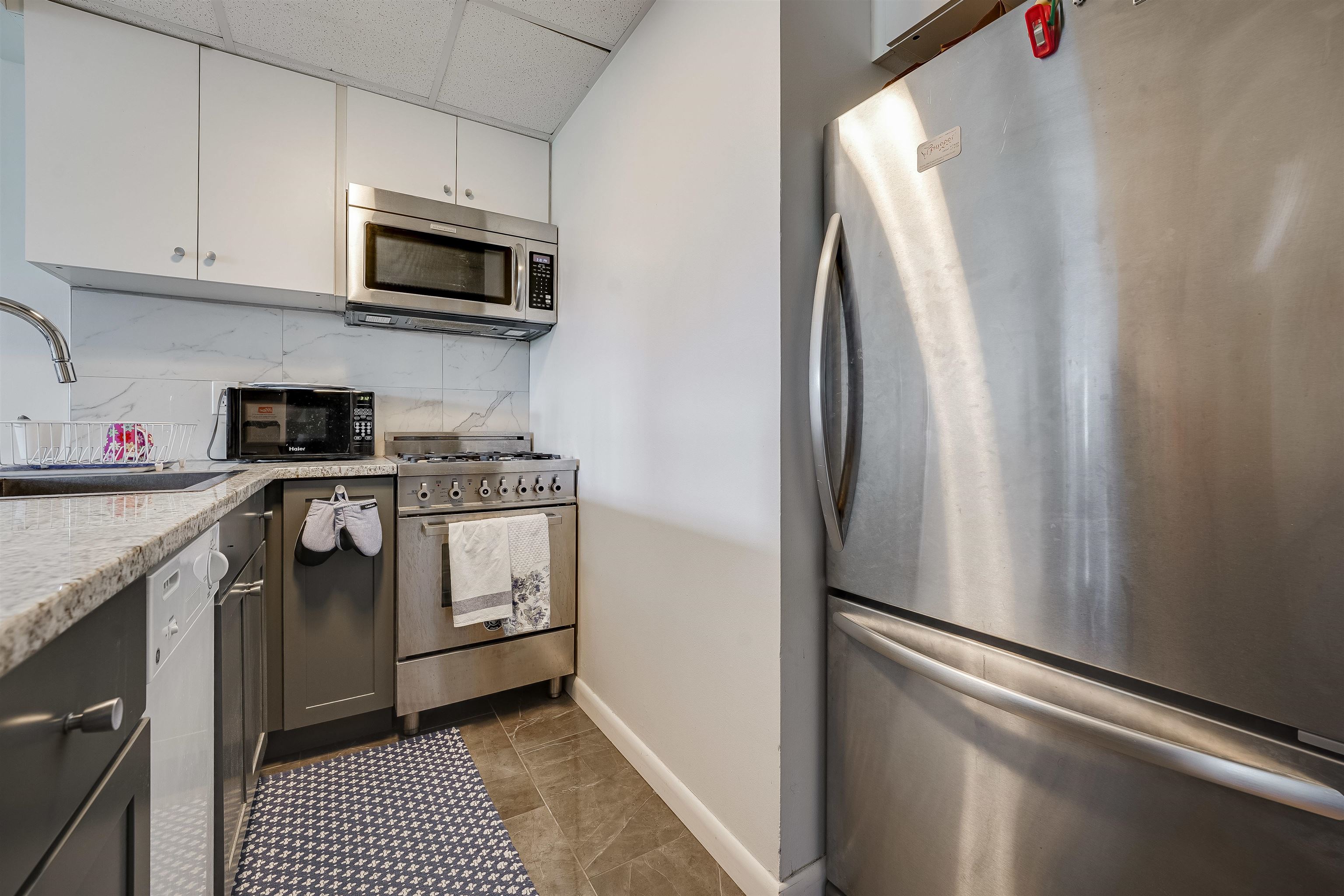 227 CHRISTOPHER COLUMBUS DR Unit 308B