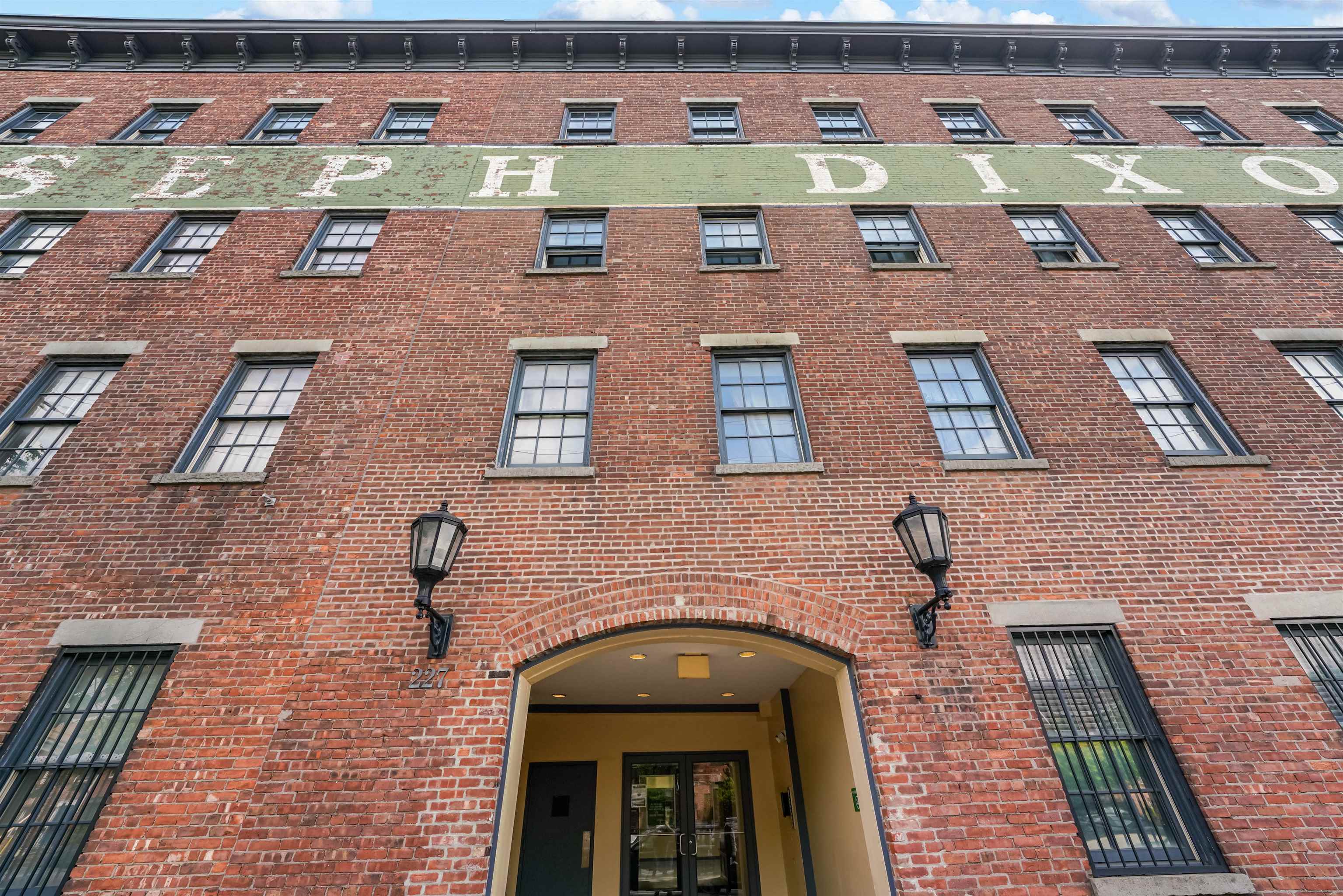 227 CHRISTOPHER COLUMBUS DR Unit 308B