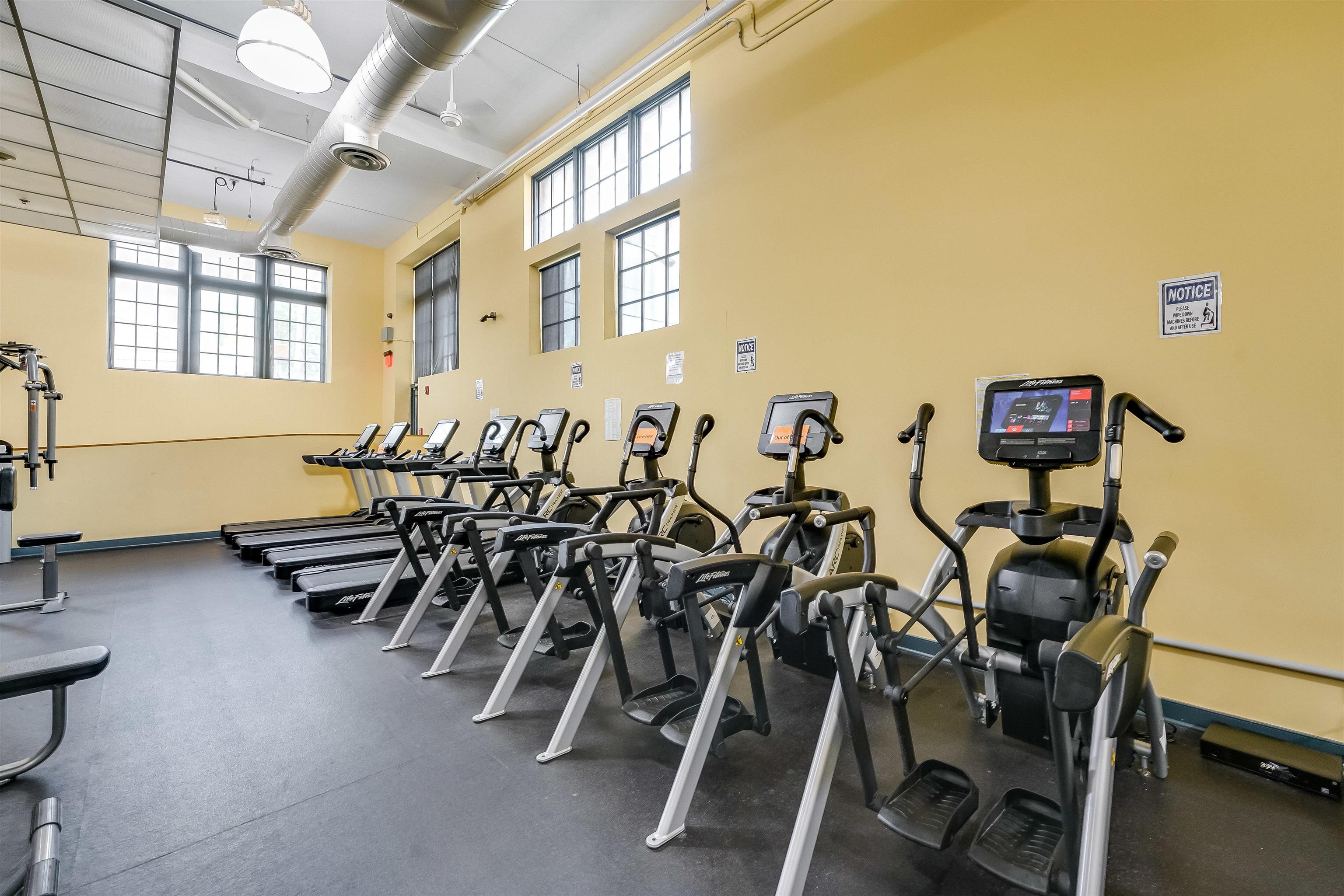 227 CHRISTOPHER COLUMBUS DR Unit 308B