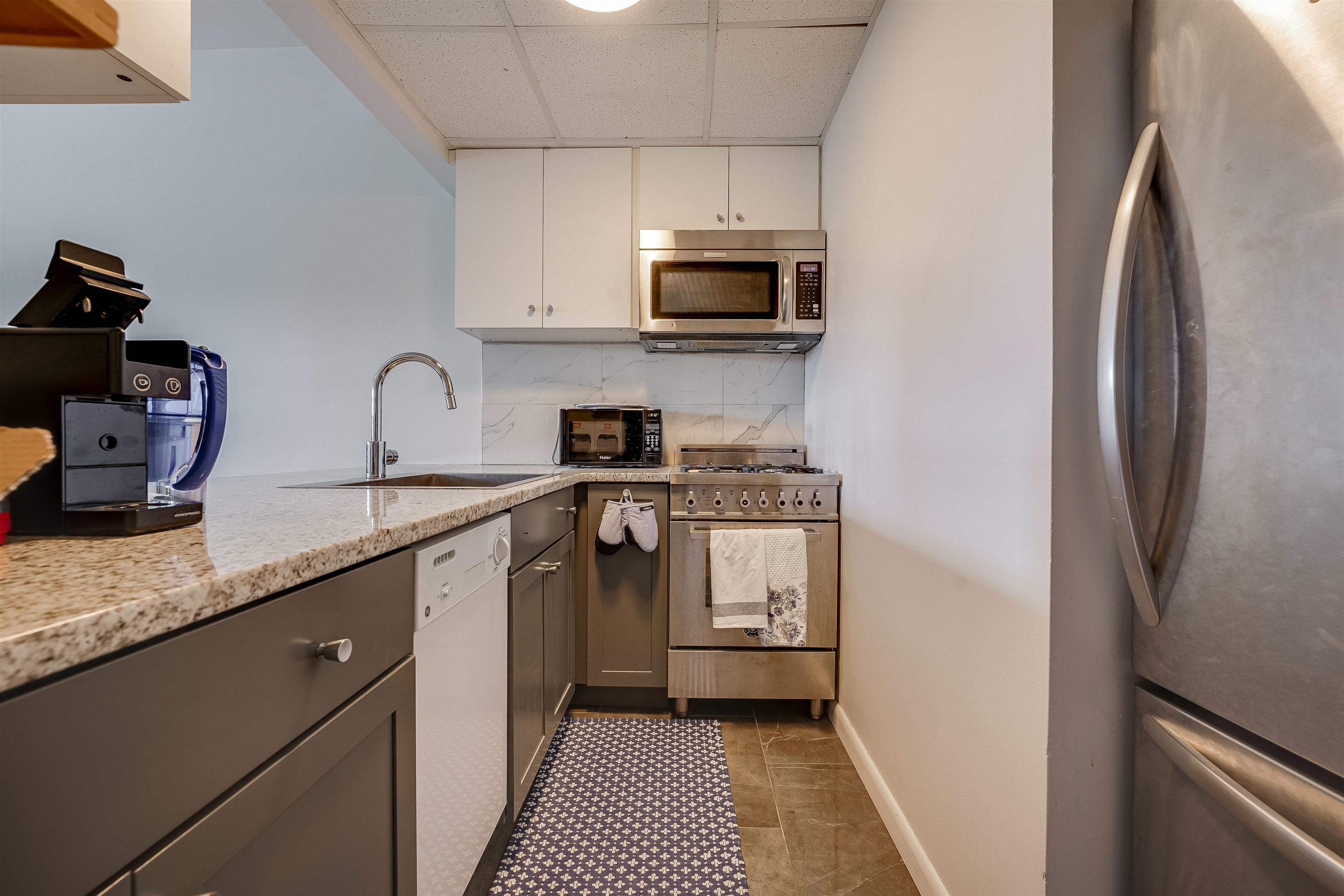 227 CHRISTOPHER COLUMBUS DR Unit 308B