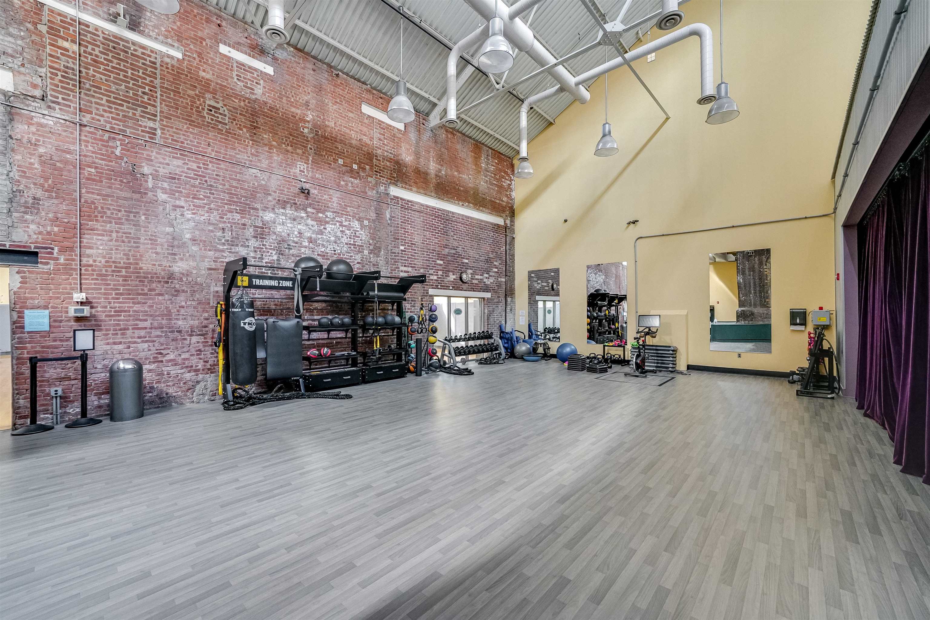 227 CHRISTOPHER COLUMBUS DR Unit 308B