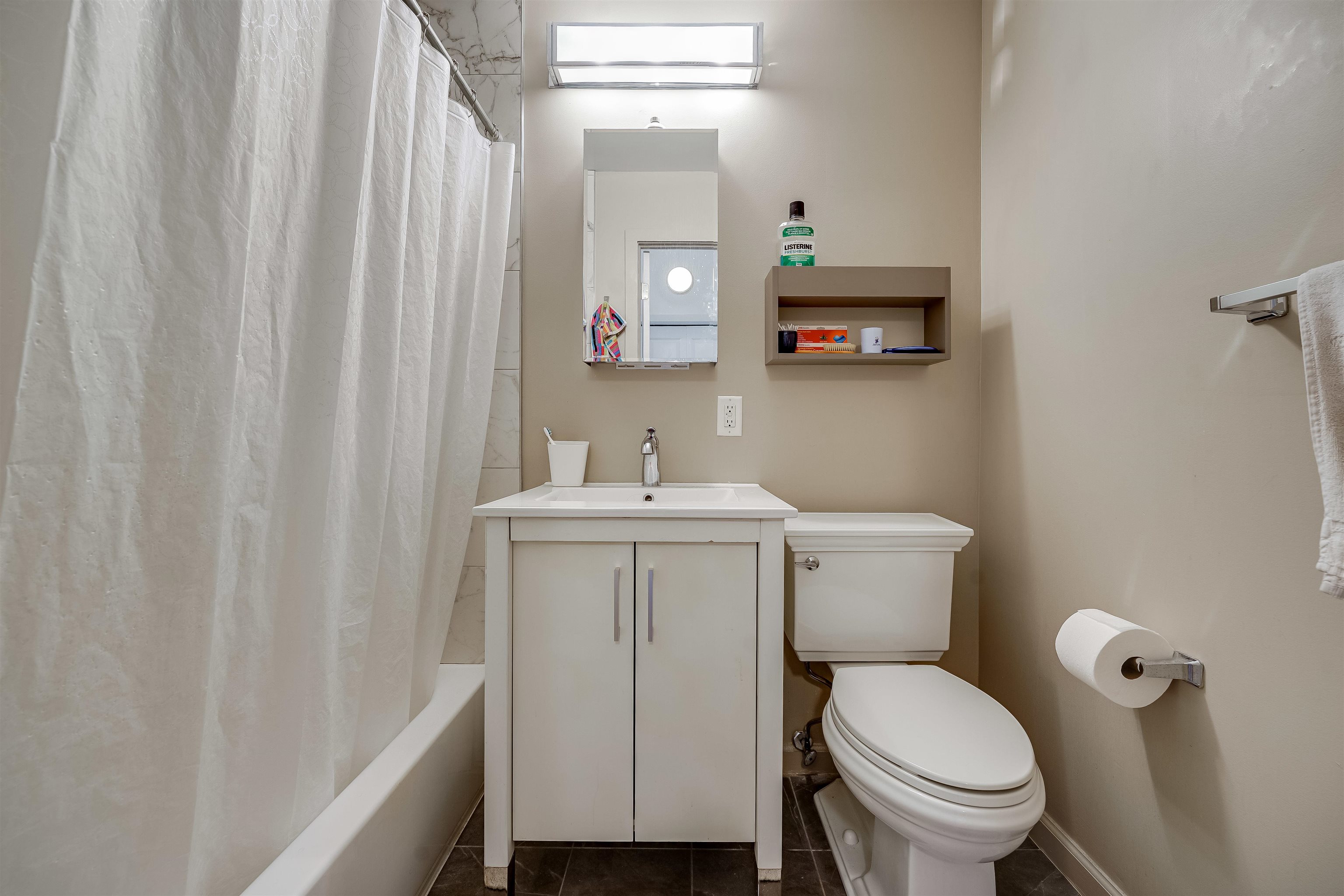 227 CHRISTOPHER COLUMBUS DR Unit 308B